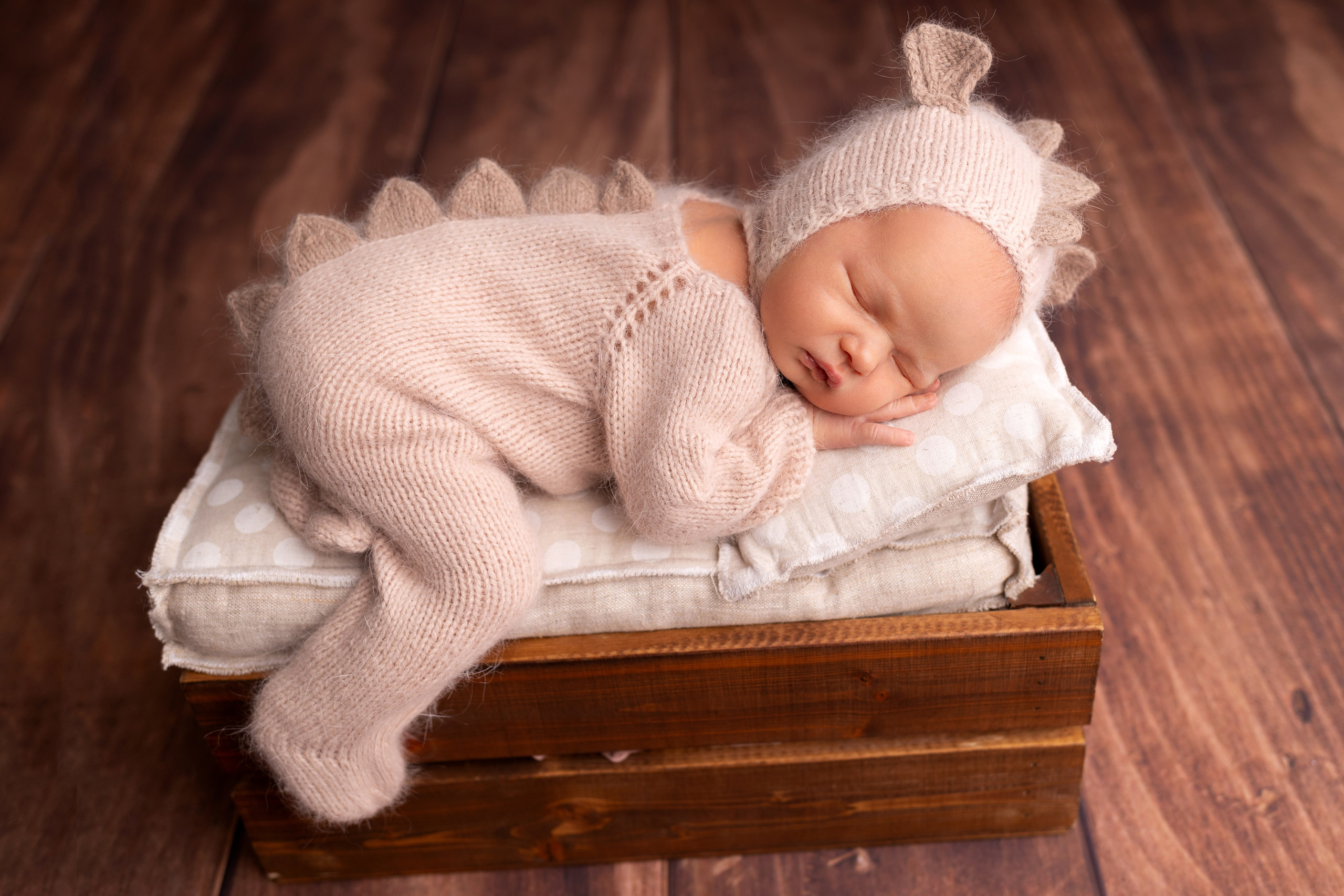 Классическая фотосессия малыша. Фотограф новорожденных малышей в Омске и Омской области Эльвира Камаева