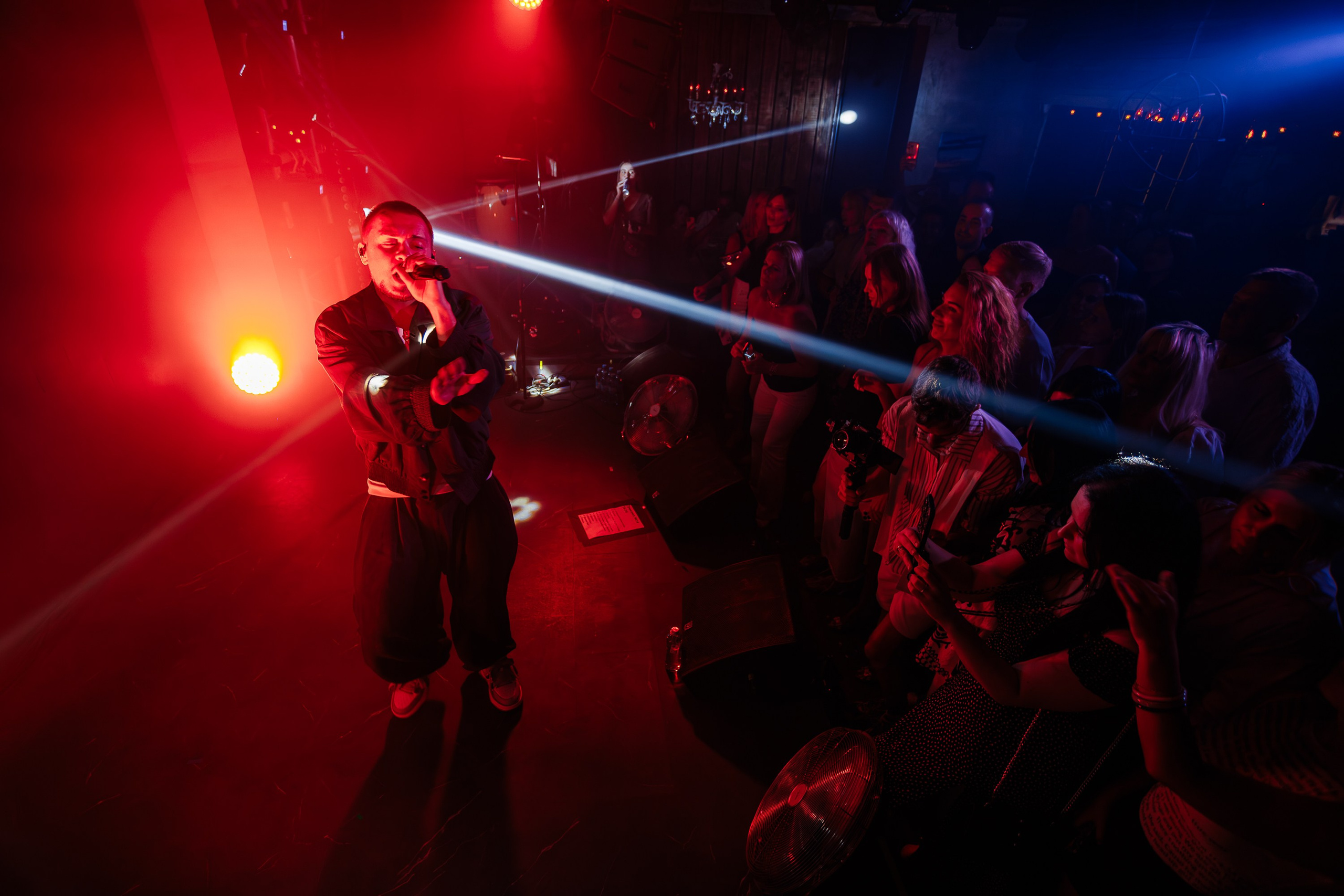 «LYRIQ"_Чайка на пляже_Ялта_15.08.2025 г. Аминов Руслан | Фотограф