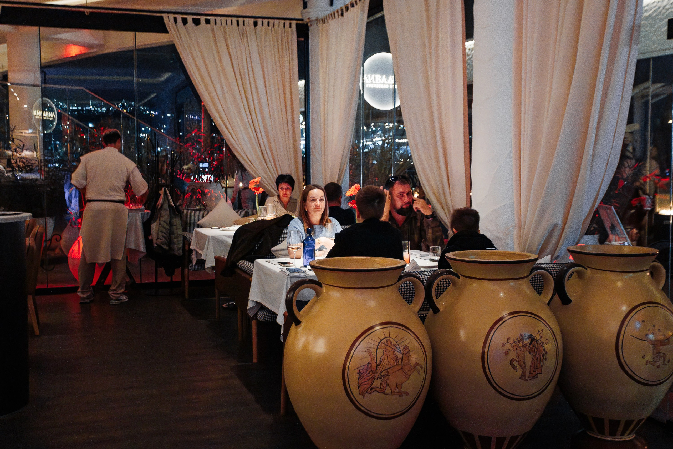 Гастроужин в греческом ресторане ЛИВАДИЯ_Ялта_27.09.2025. Аминов Руслан | Фотограф