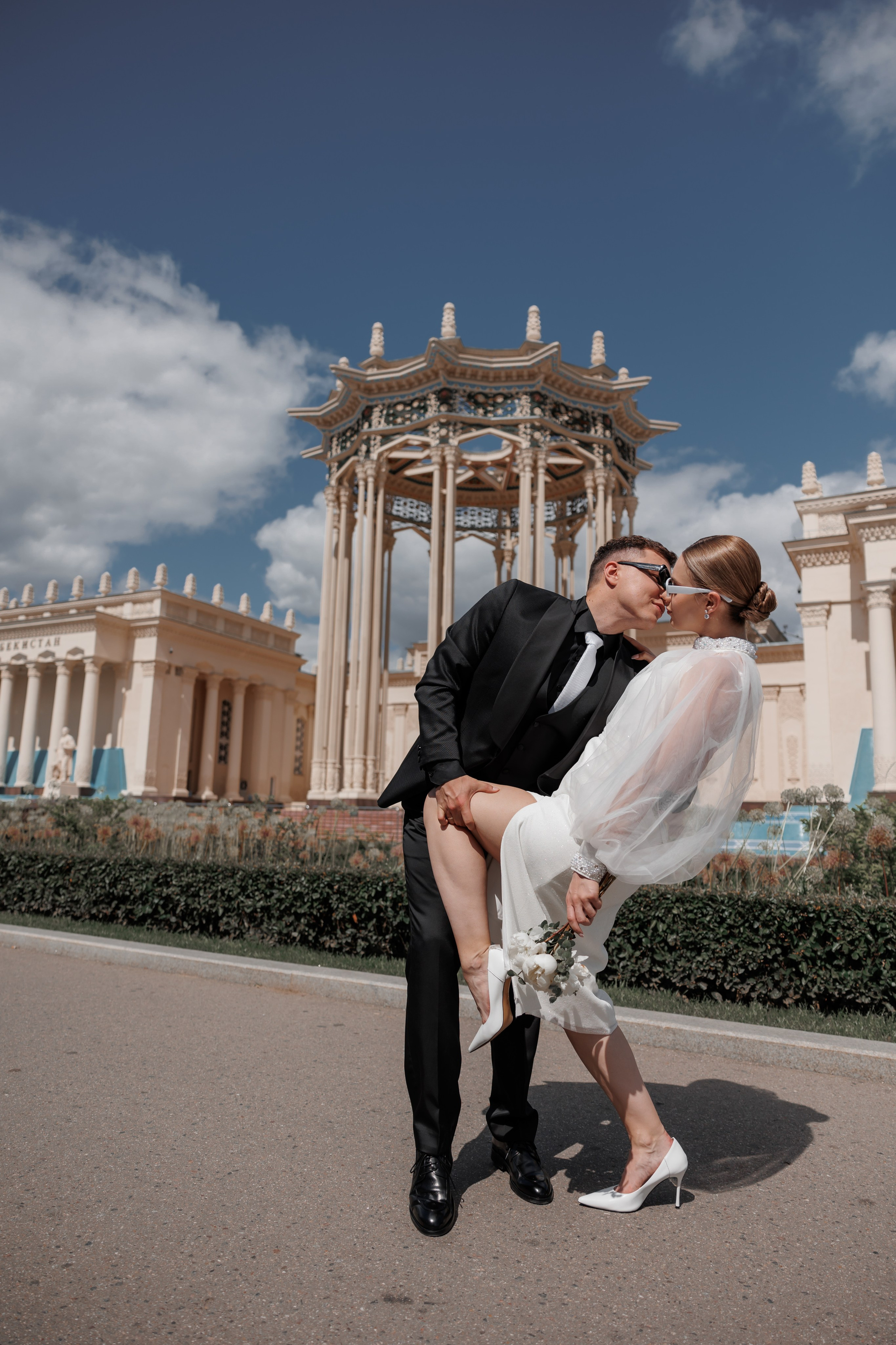 Анна и Сергей, Особняк Муравьевых-Апостолов, прогулка по ВДНХ, ресторан «Домик в саду». Свадебный и репортажный фотограф (Москва, Королев и другие)