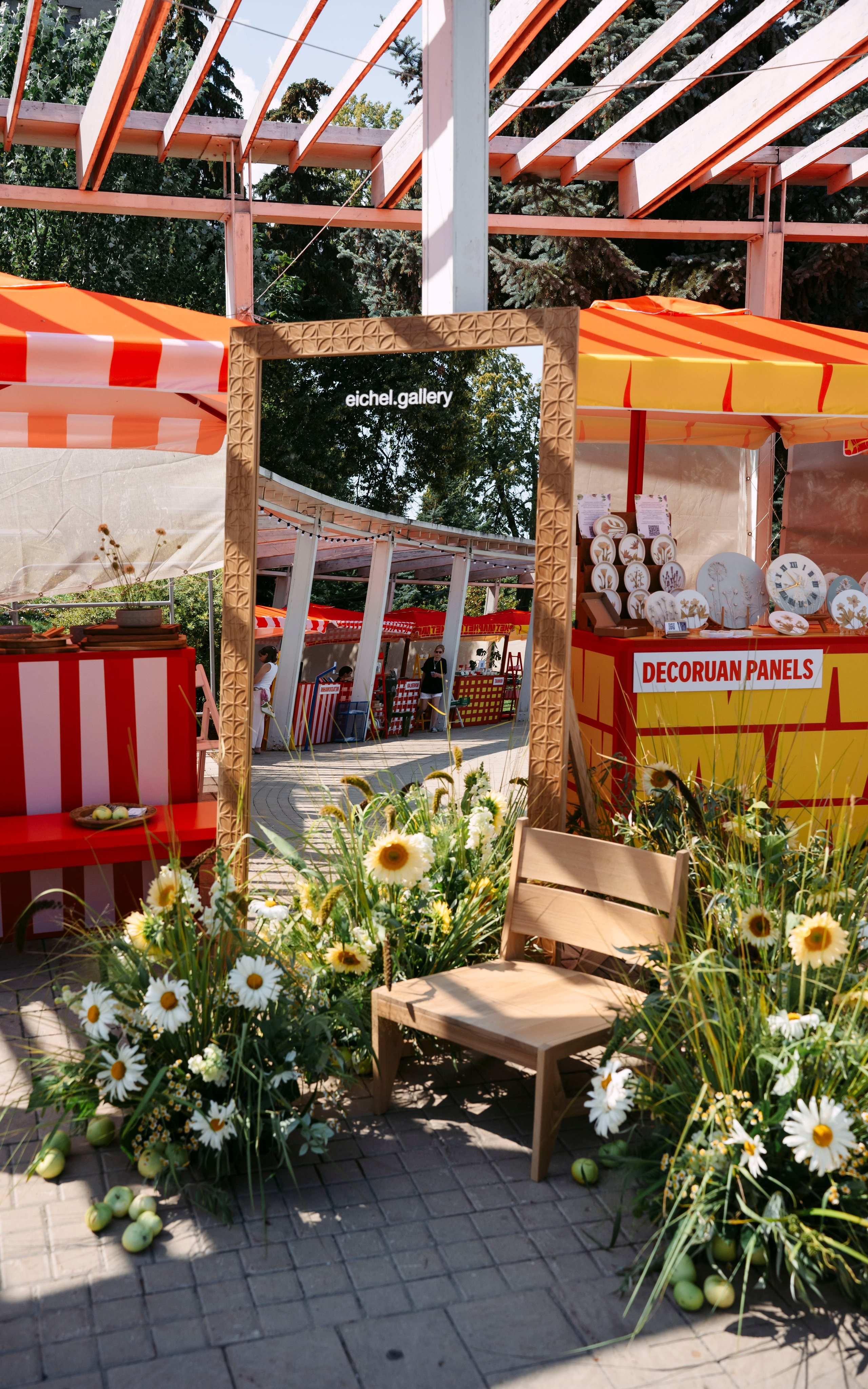 Маркет Маркета. Казань / 2025. Саша Копылов, фотограф в Казани