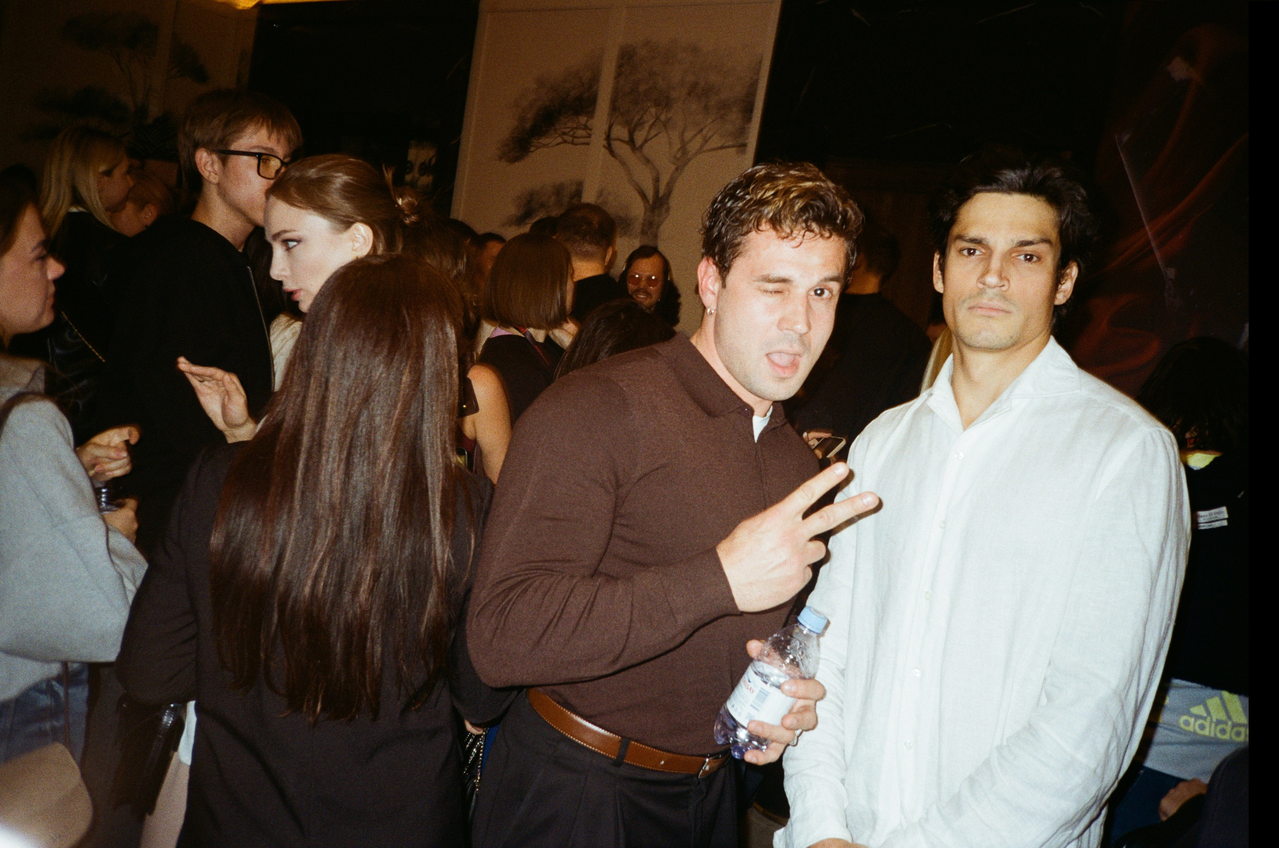 Премьера «Опасная близость» в художественном на пленку. Portrait and reportage photographer