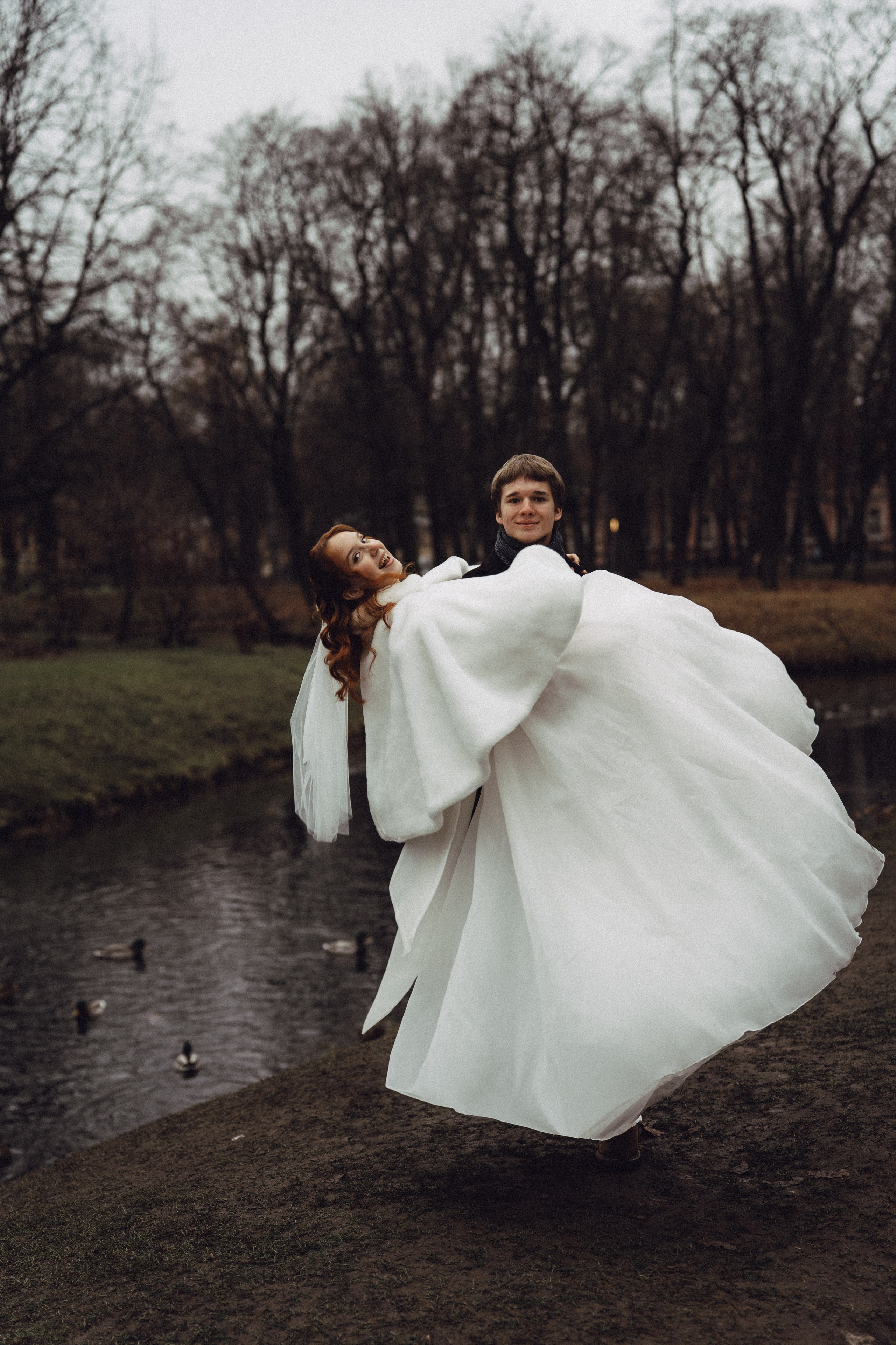 СВАДЕБНАЯ СЬЕМКА ВО ВТОРОМ ДВОРЦЕ С ГОСТЯМИ И ПРОГУЛКА В ТАВРИЧЕСКОМ САДУ. Профессиональный фотограф, Санкт-Петербург — Виктория Богомолова