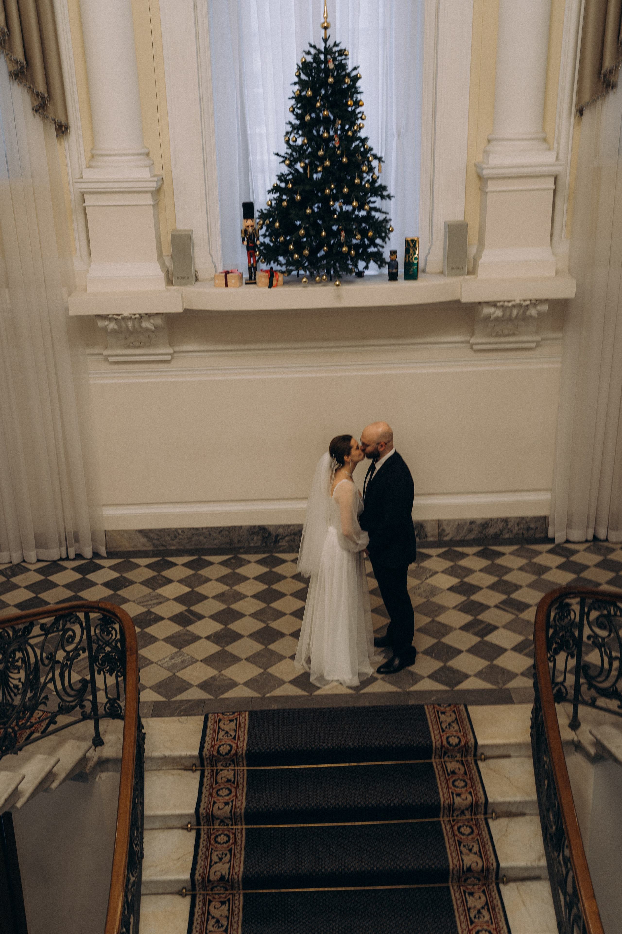 СВАДЕБНАЯ СЬЕМКА ВО ВТОРОМ ДВОРЦЕ (ДЕКАБРЬ) ТАКЖЕ СЬЕМКА В СТУДИИ НА ЧЕРНЫШЕВСКОЙ. Профессиональный фотограф, Санкт-Петербург — Виктория Богомолова