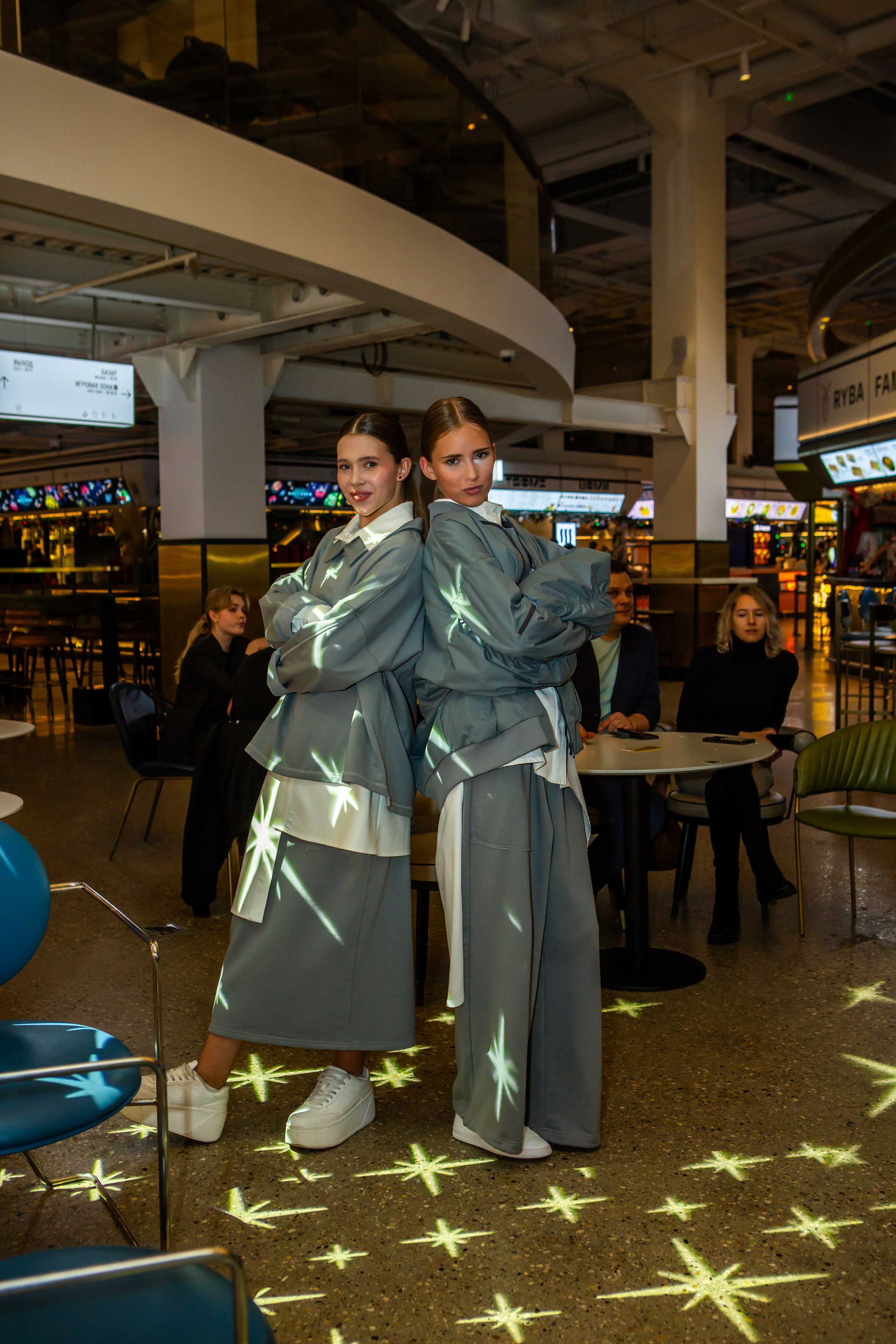 Показ-концерт детского модельного агентства SAYMYNAME. Репортажный, семейный, свадебный, портретный фотограф