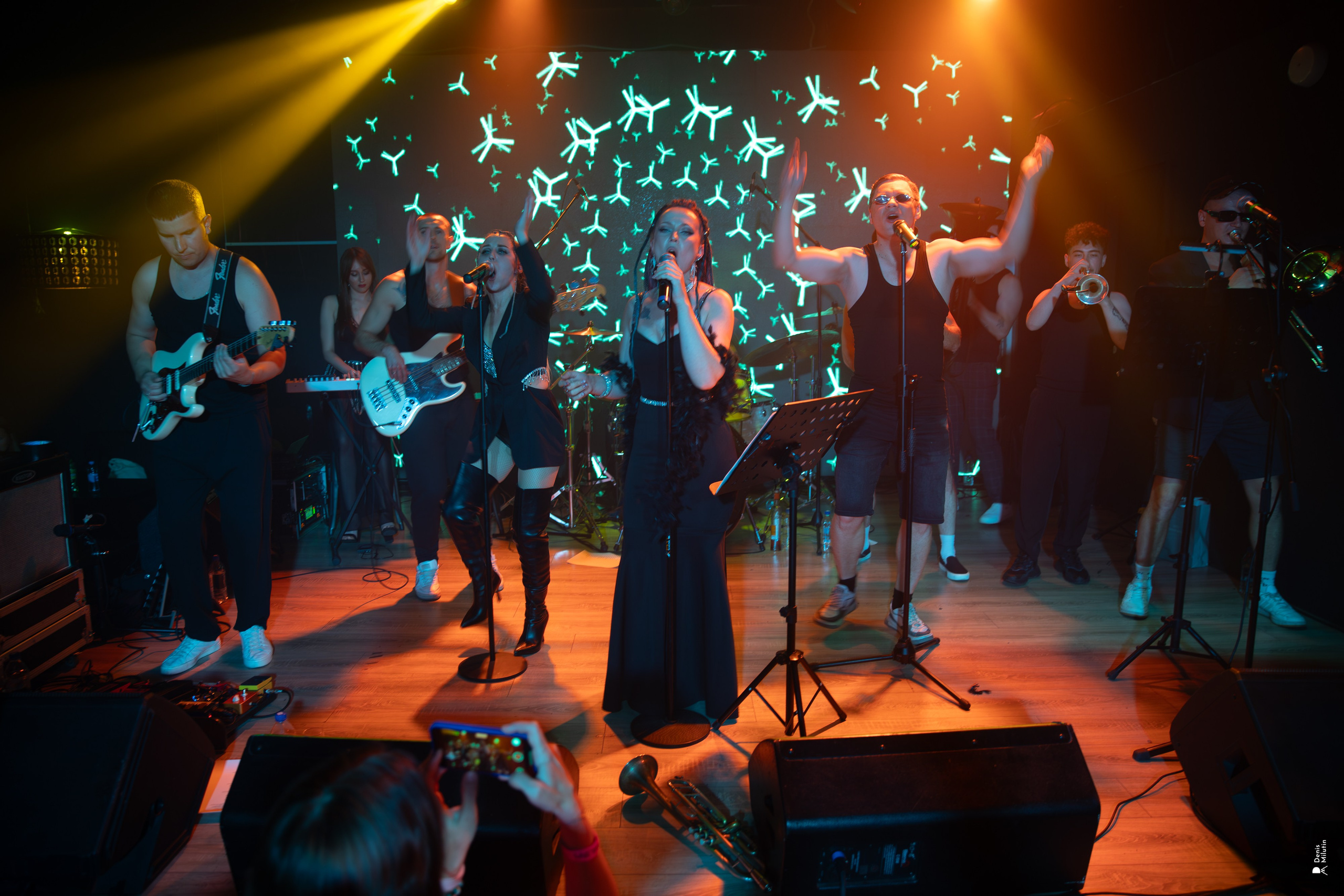 Трибьют группы Ленинград от Keep the brass. Портретный фотограф Денис Милютин