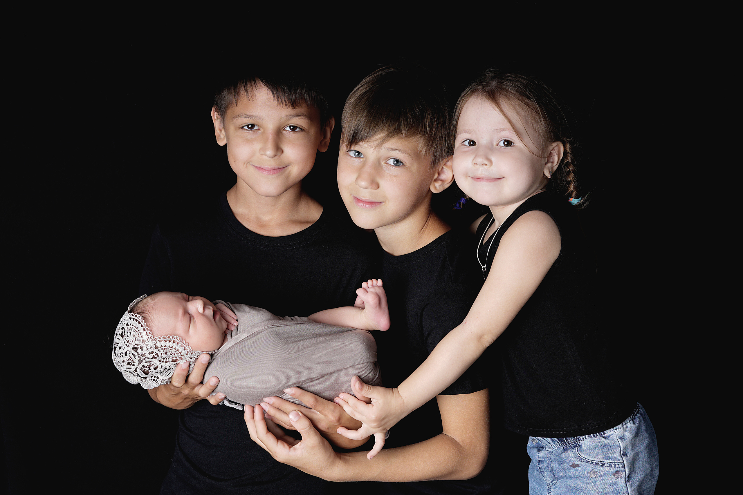 Новорожденные. Фотограф новорожденных Тюмень