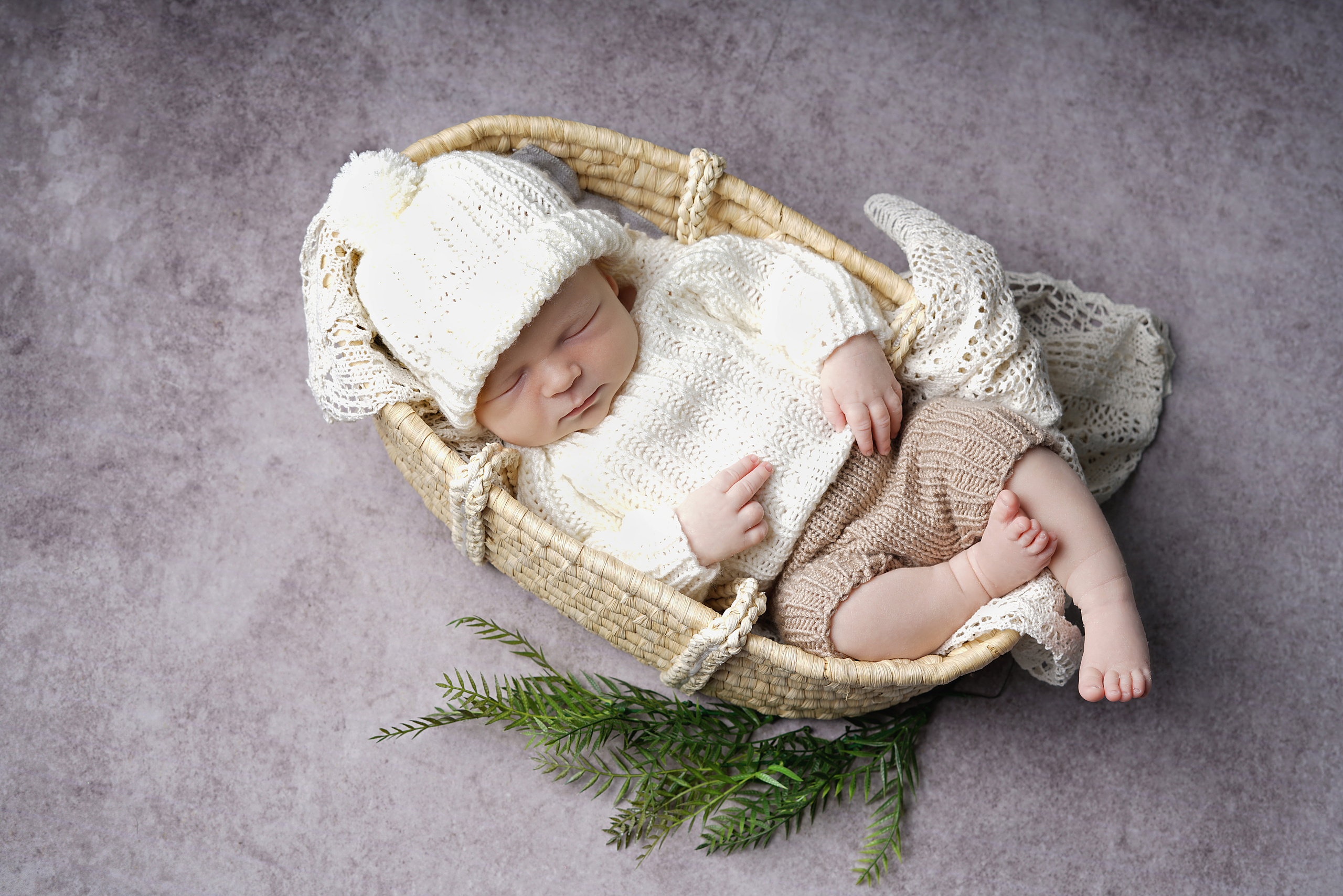 Новорожденные. Фотограф новорожденных Тюмень