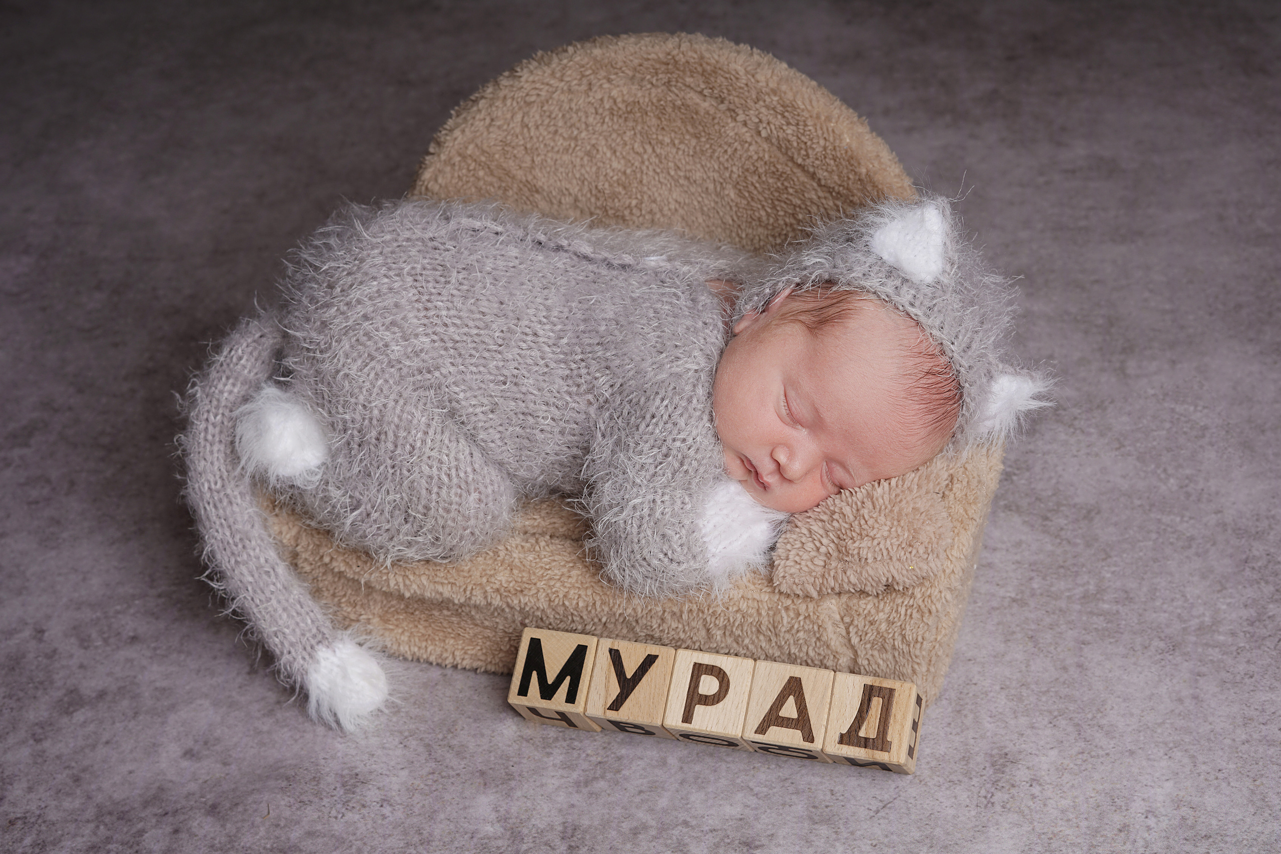 Новорожденные. Фотограф новорожденных Тюмень