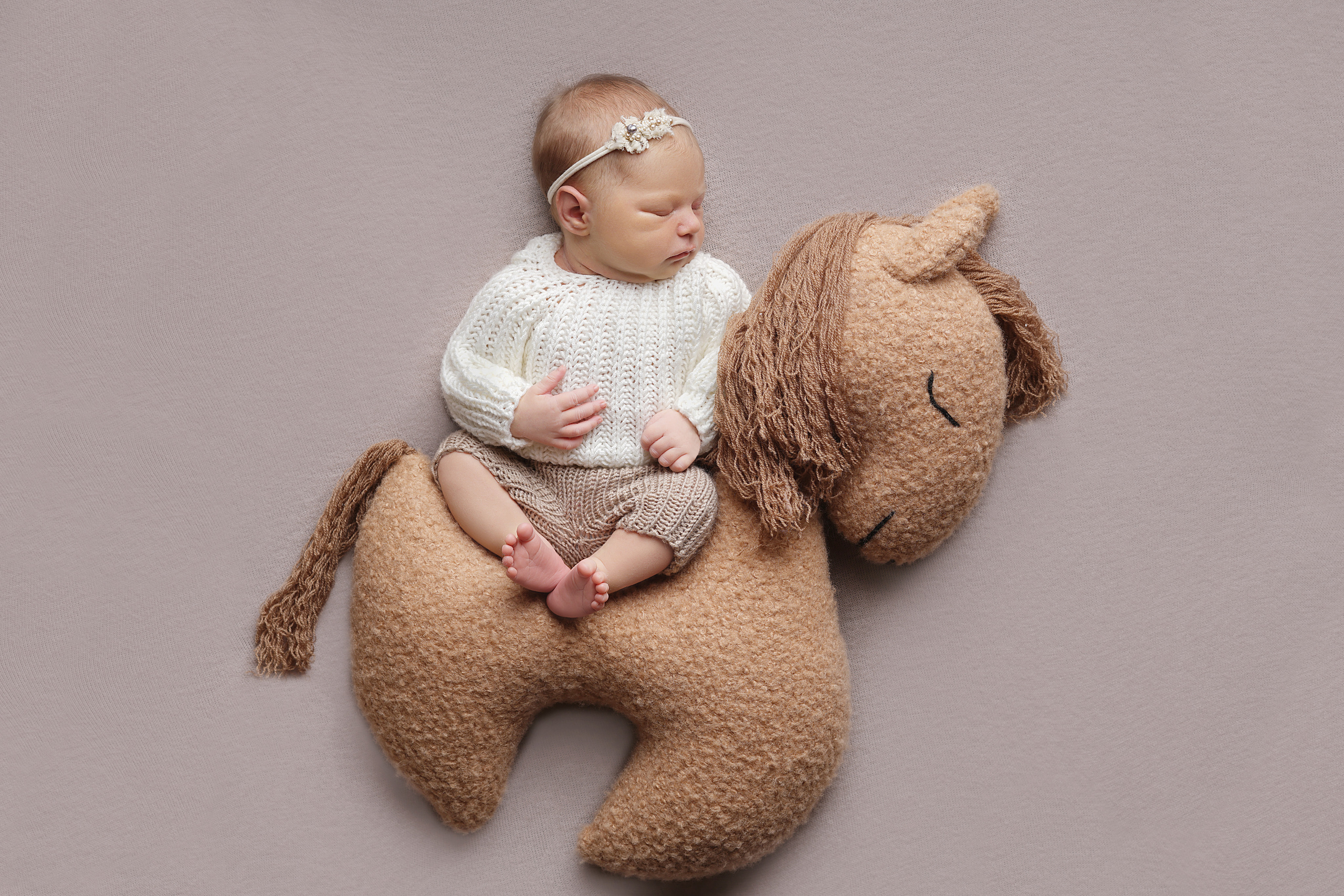 Новорожденные. Фотограф новорожденных Тюмень
