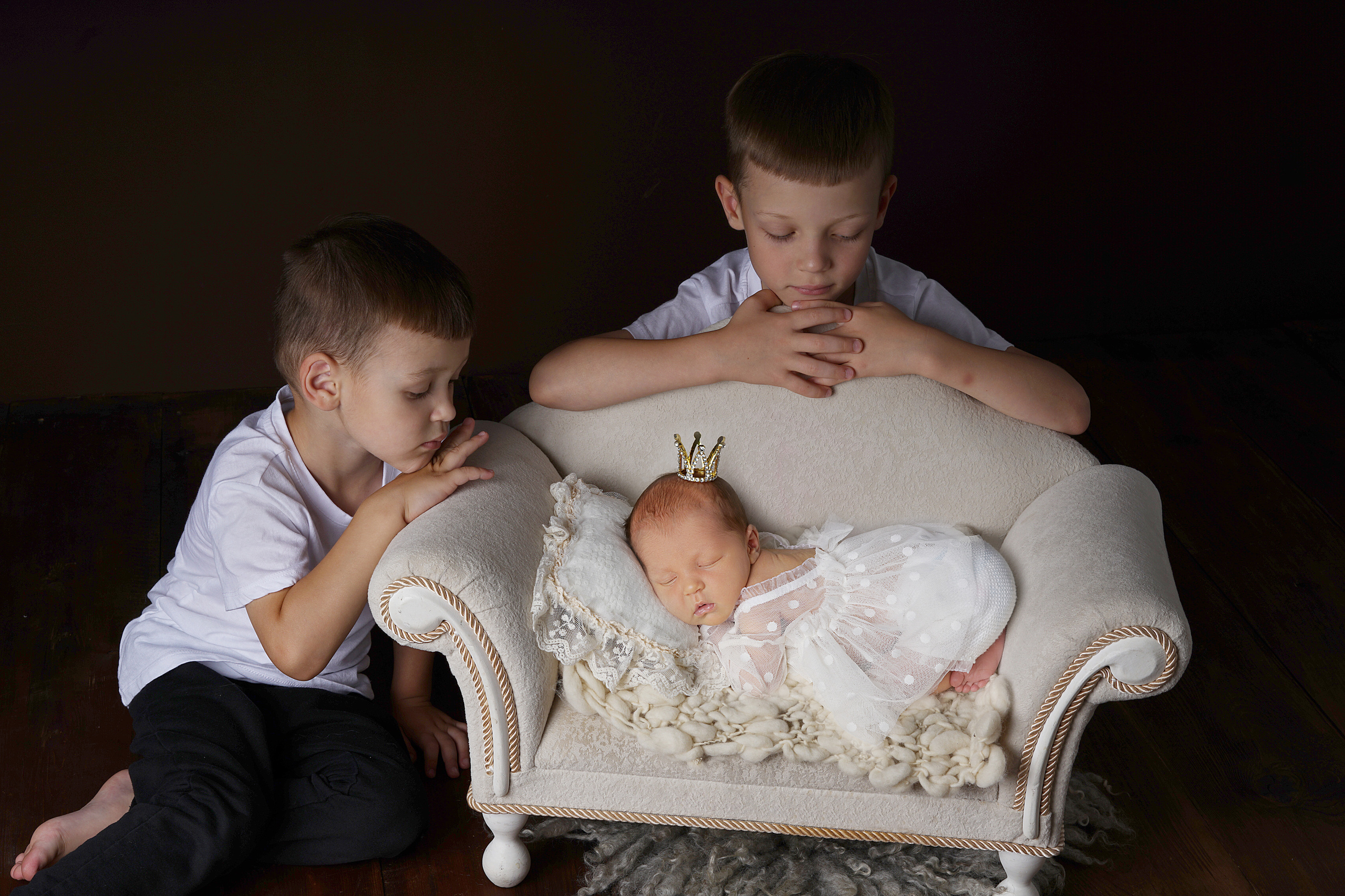 Новорожденные. Фотограф новорожденных Тюмень