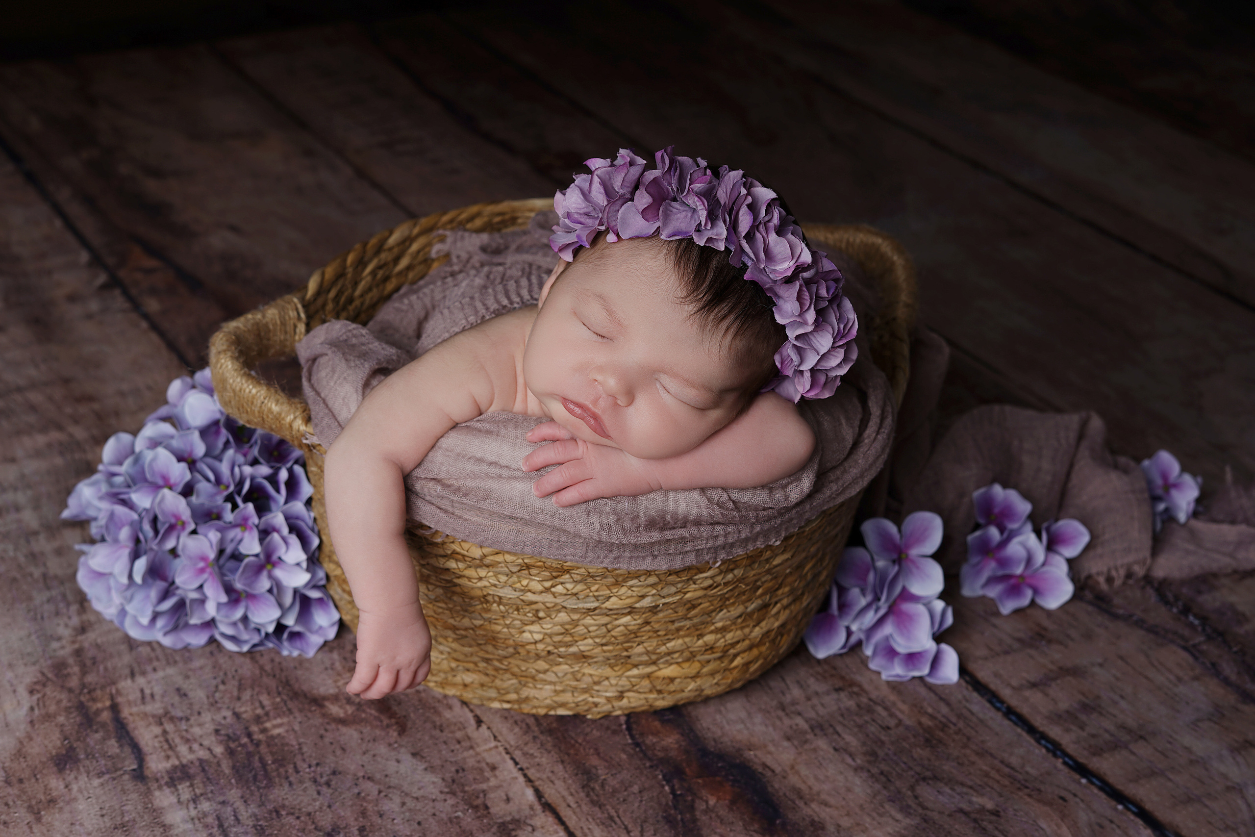 Новорожденные. Фотограф новорожденных Тюмень