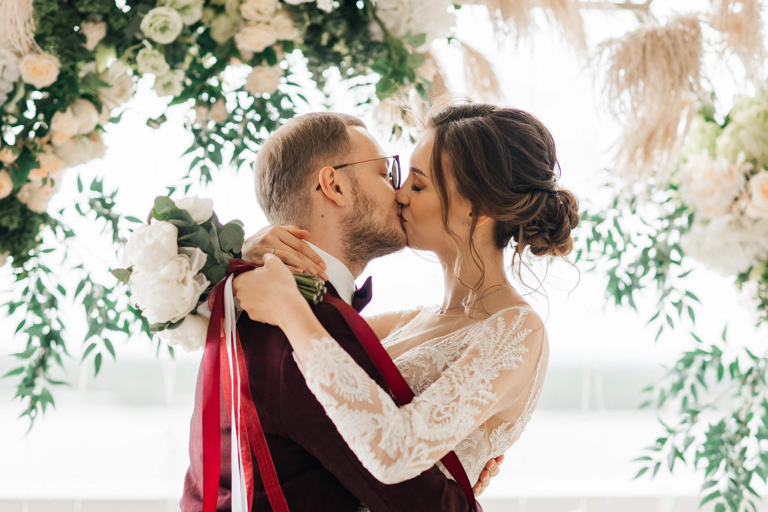 Любовь на берегу Амура. Фотограф Иркутск, Ангарск, Усолье-Сибирское. Выпускные альбомы