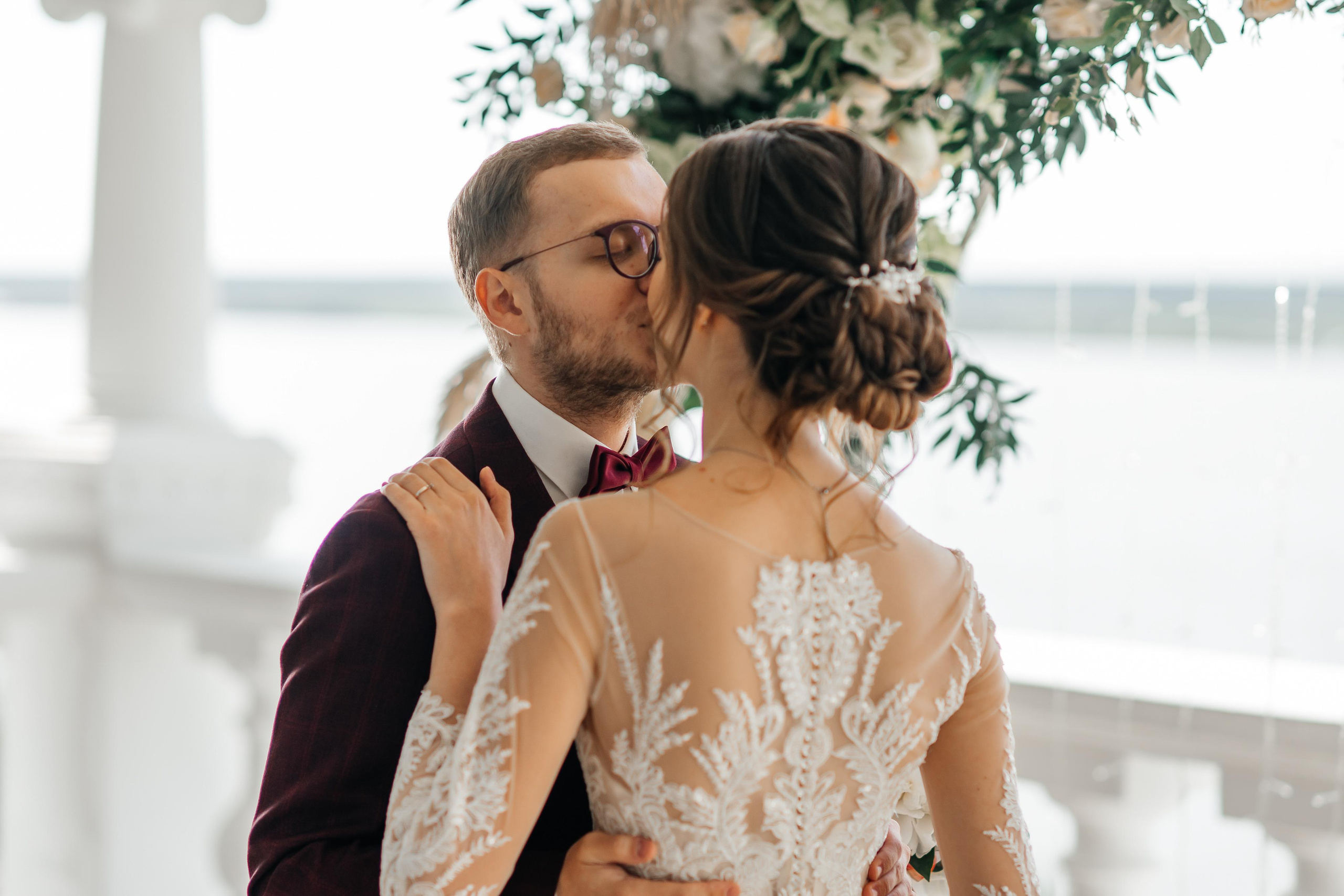 Любовь на берегу Амура. Фотограф Иркутск, Ангарск, Усолье-Сибирское. Выпускные альбомы