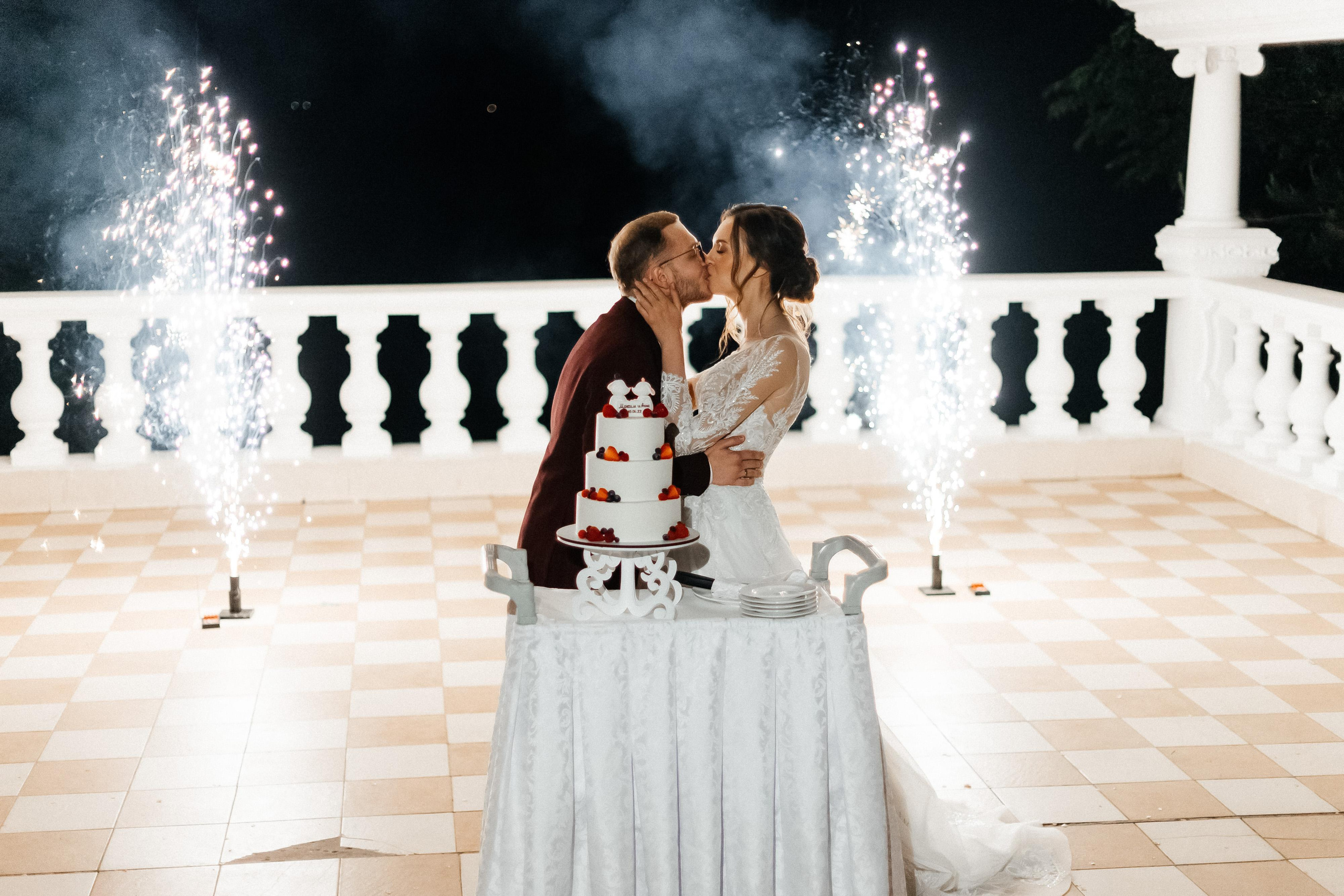 Любовь на берегу Амура. Фотограф Иркутск, Ангарск, Усолье-Сибирское. Выпускные альбомы