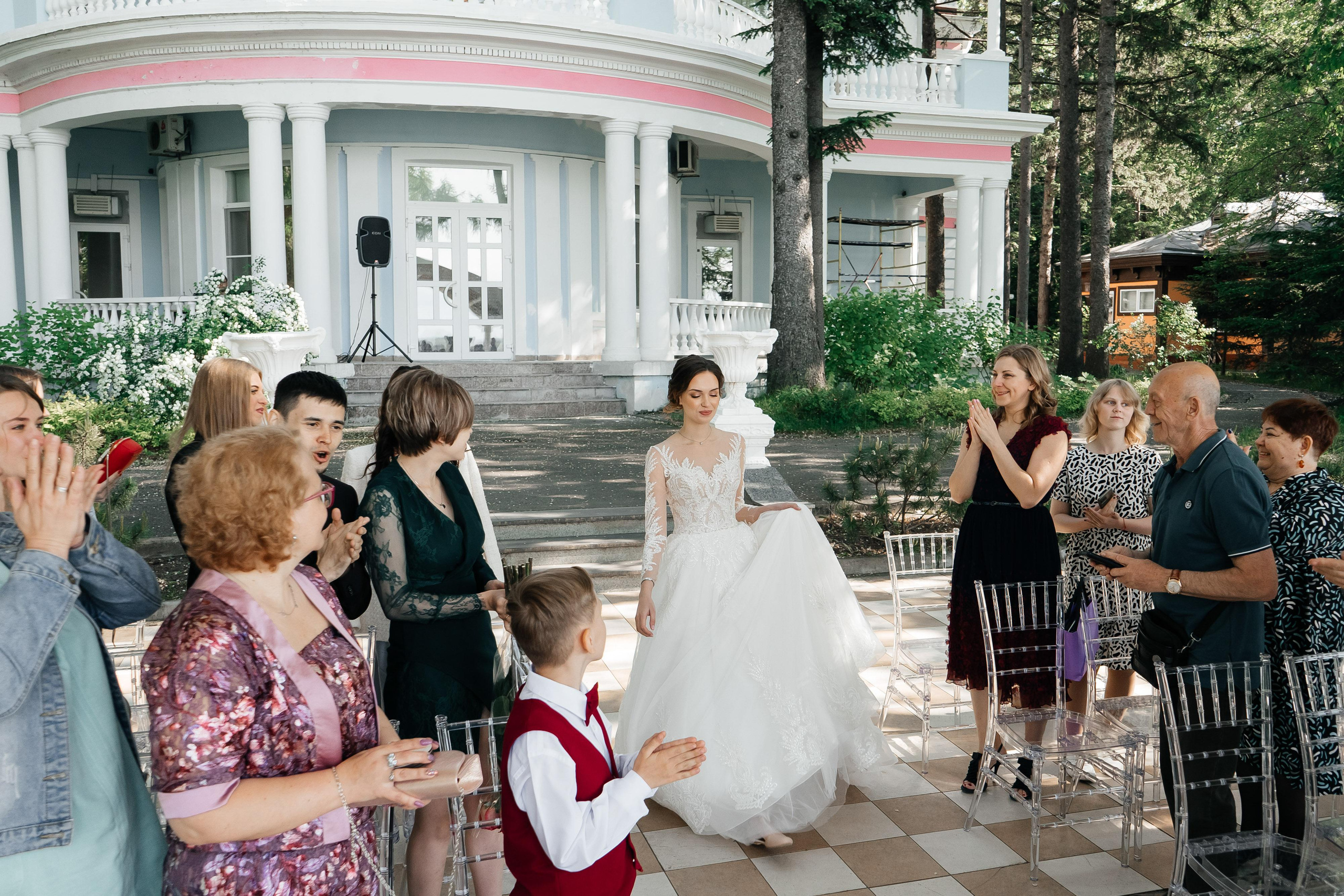 Любовь на берегу Амура. Фотограф Иркутск, Ангарск, Усолье-Сибирское. Выпускные альбомы