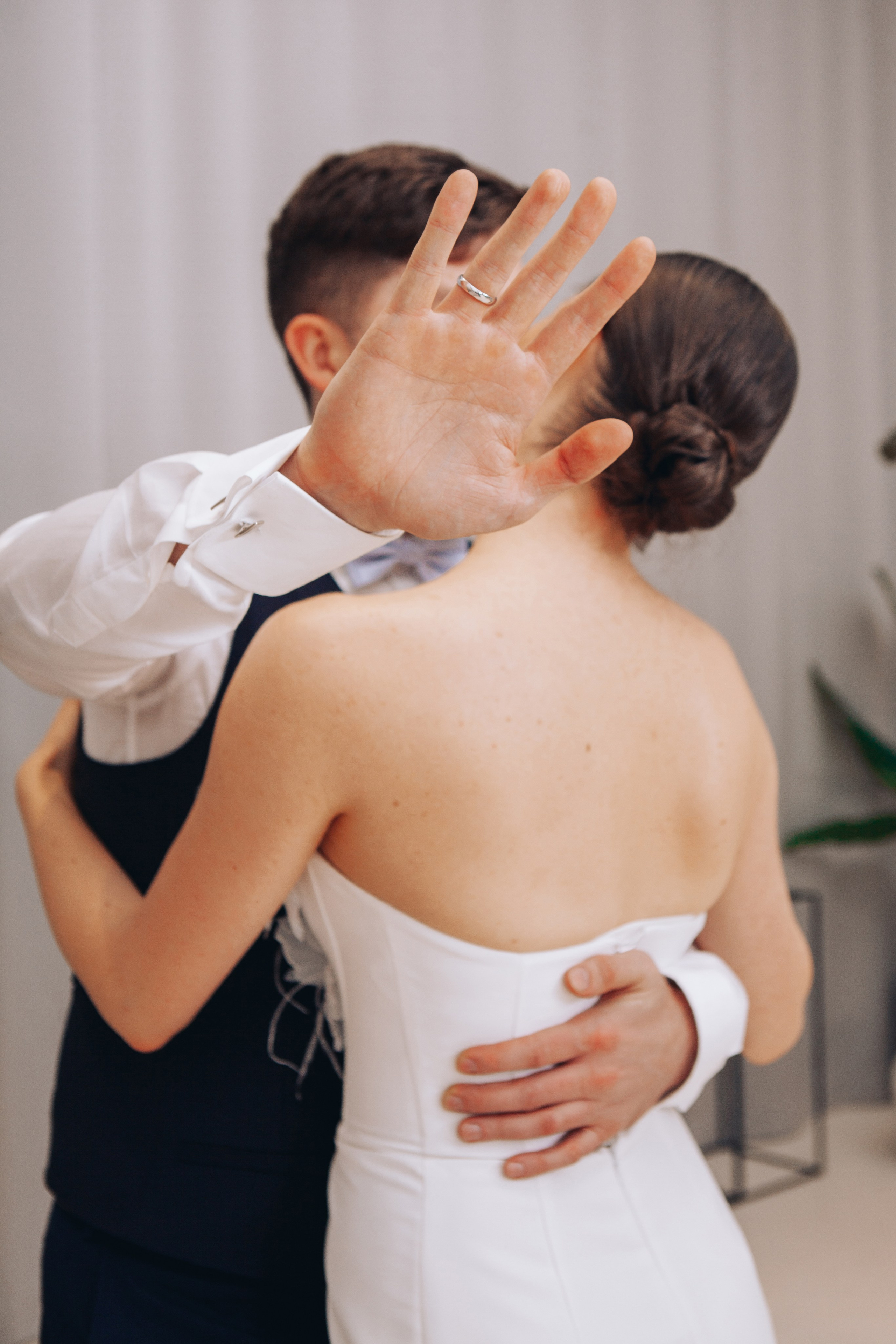 Фотосессия жениха и невесты в шипиловском загсе. Фотограф Ольга Ефремова