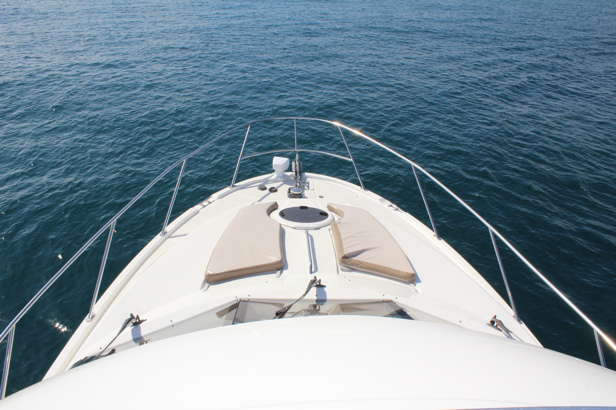 Яхта Меридиан Аренда Яхты в Сочи Яхтанаморе YACHTNAMORE YACHTANAMORE