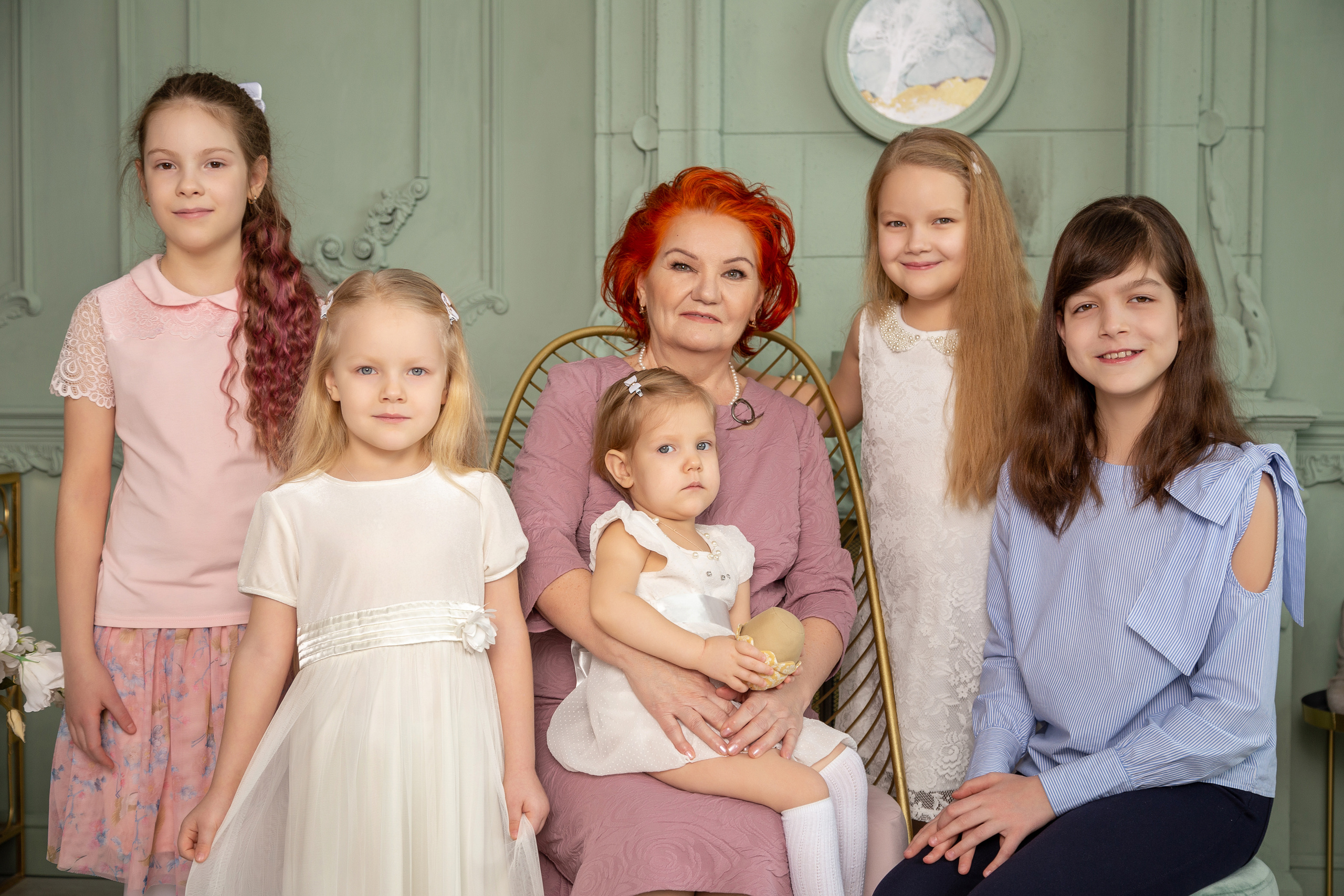 Фотосессия большой семьи из нескольких поколений. Семейный фотограф Ульяна Вдовкина г. Екатеринбург