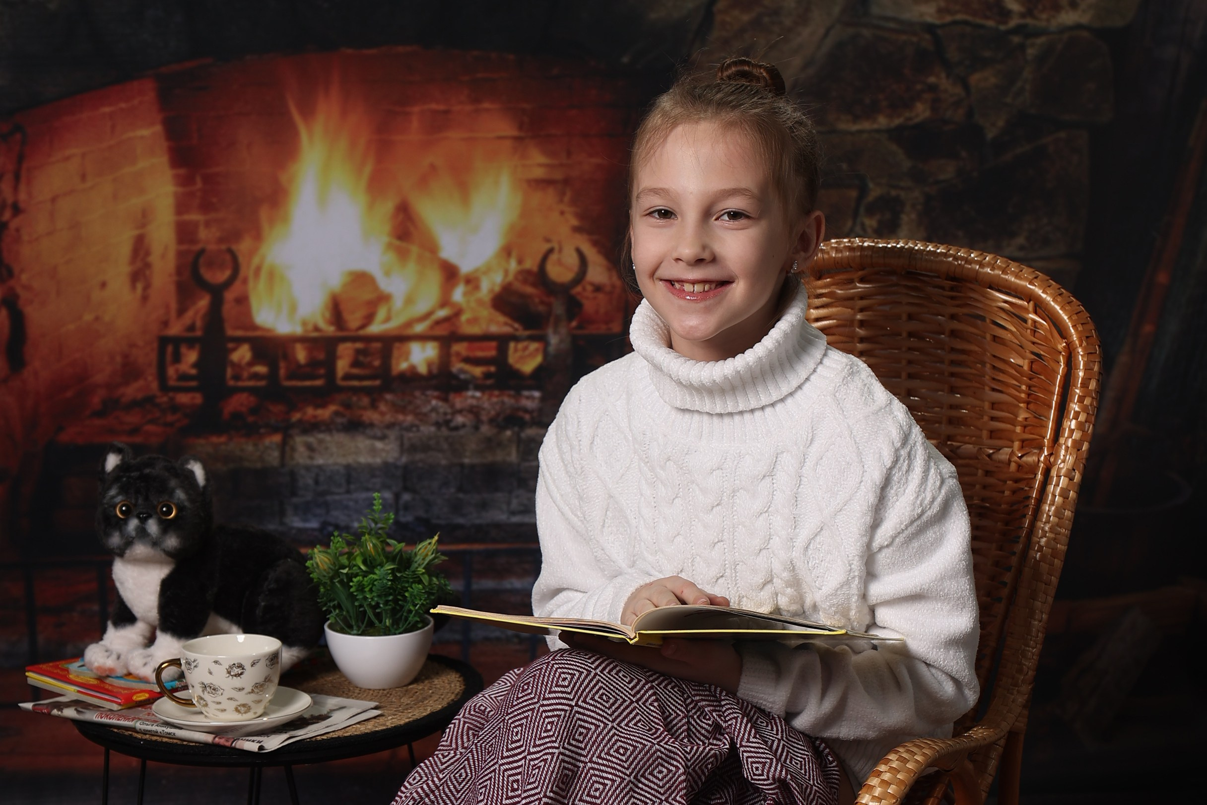 У камина. Детская выездная фотостудия