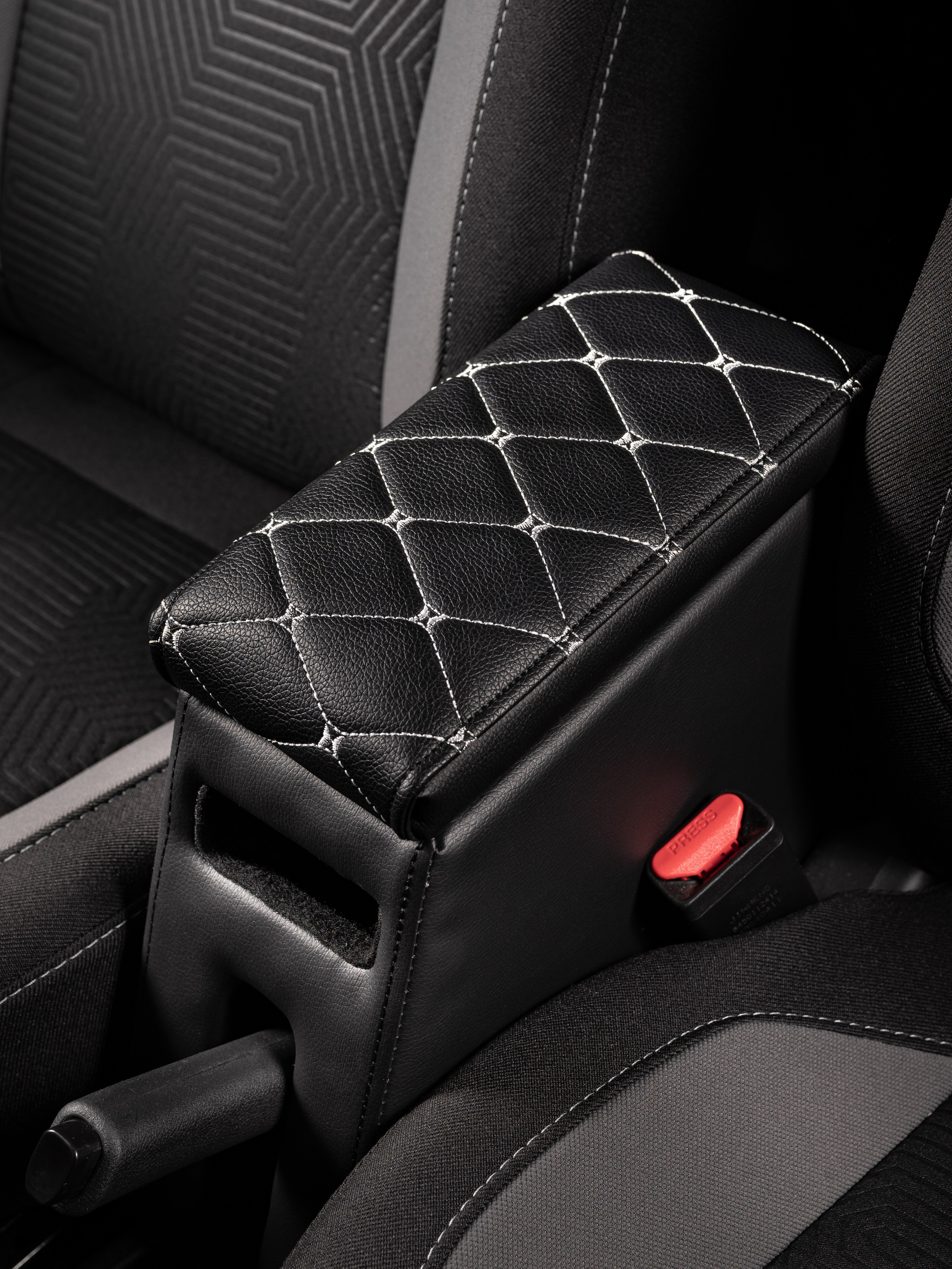 Автоподлокотники 2. Предметный фотограф, фото для маркетплейсов Пятигорск, КМВ