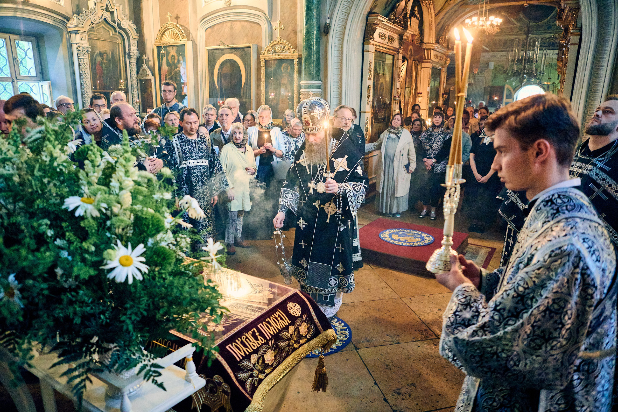 Утреня. Погребение Спасителя. DMITRY MOISEENKO — фотограф, художник, топ-стилист
