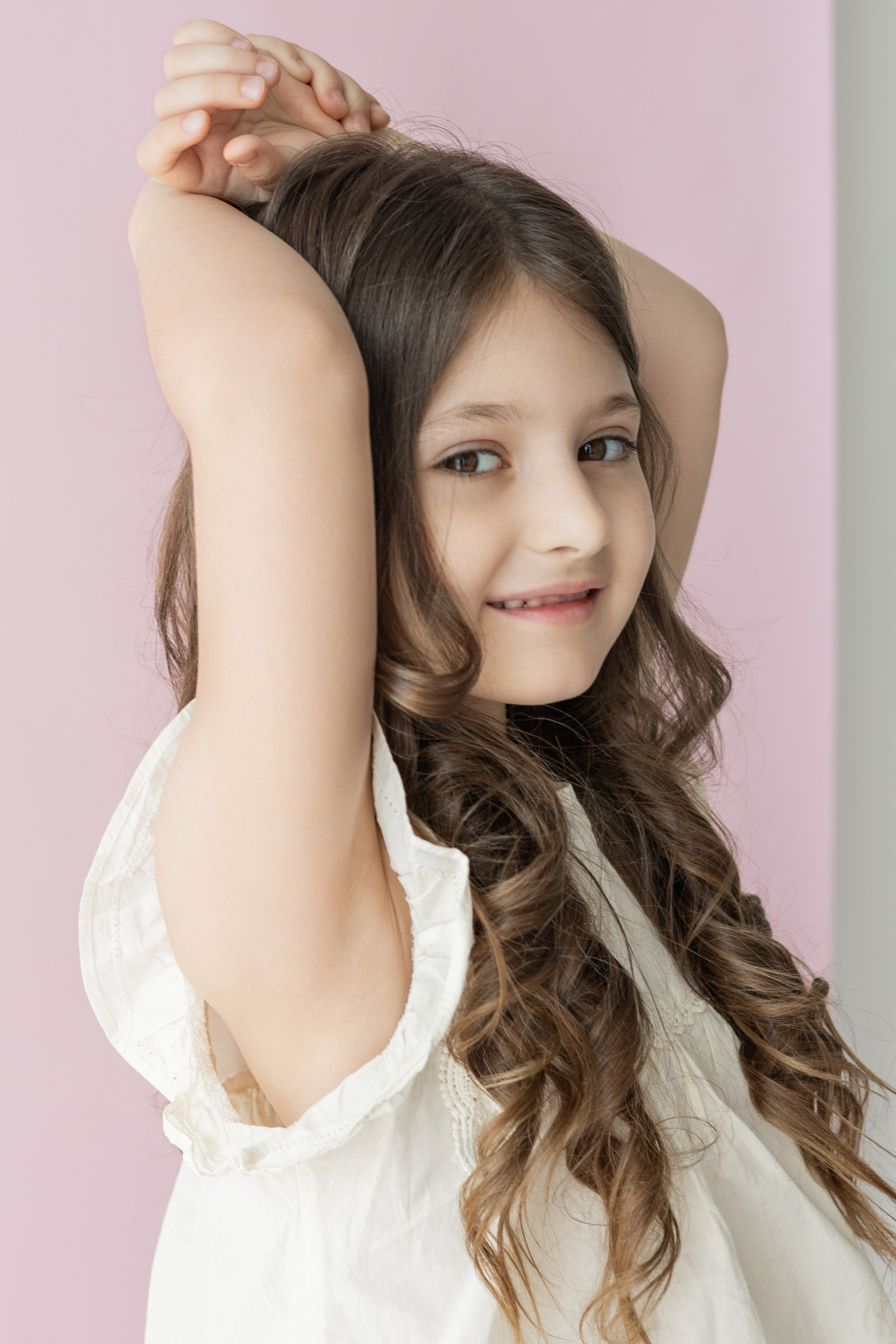 Фотосессия с цветами. Модели FACES. Портретный, свадебный, репортажный фотограф во Владивостоке Юлиана Джули Фокс