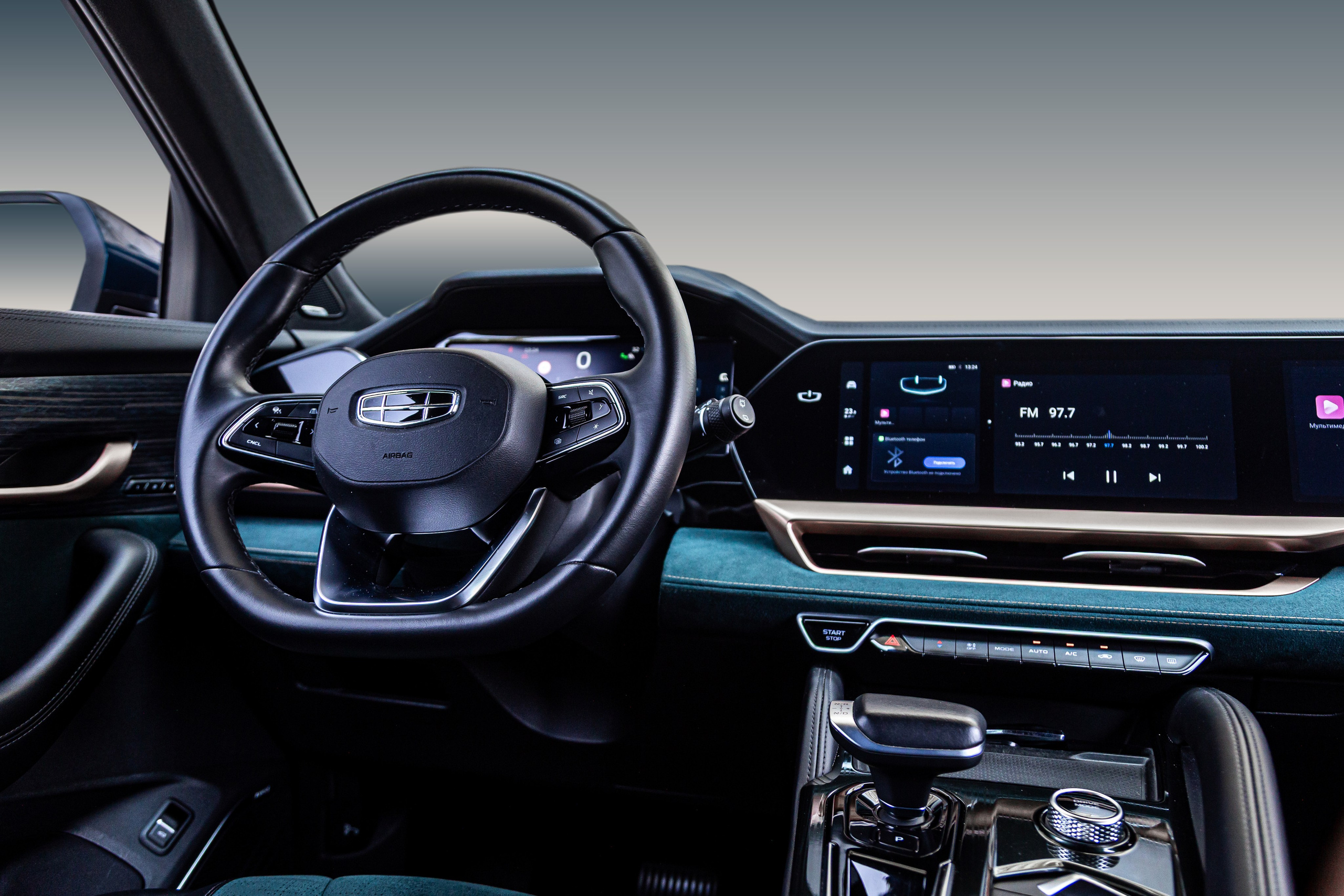 GEELY MONJARO. Рекламный и портретный фотограф в Алматы — Серекпаев Танирхан