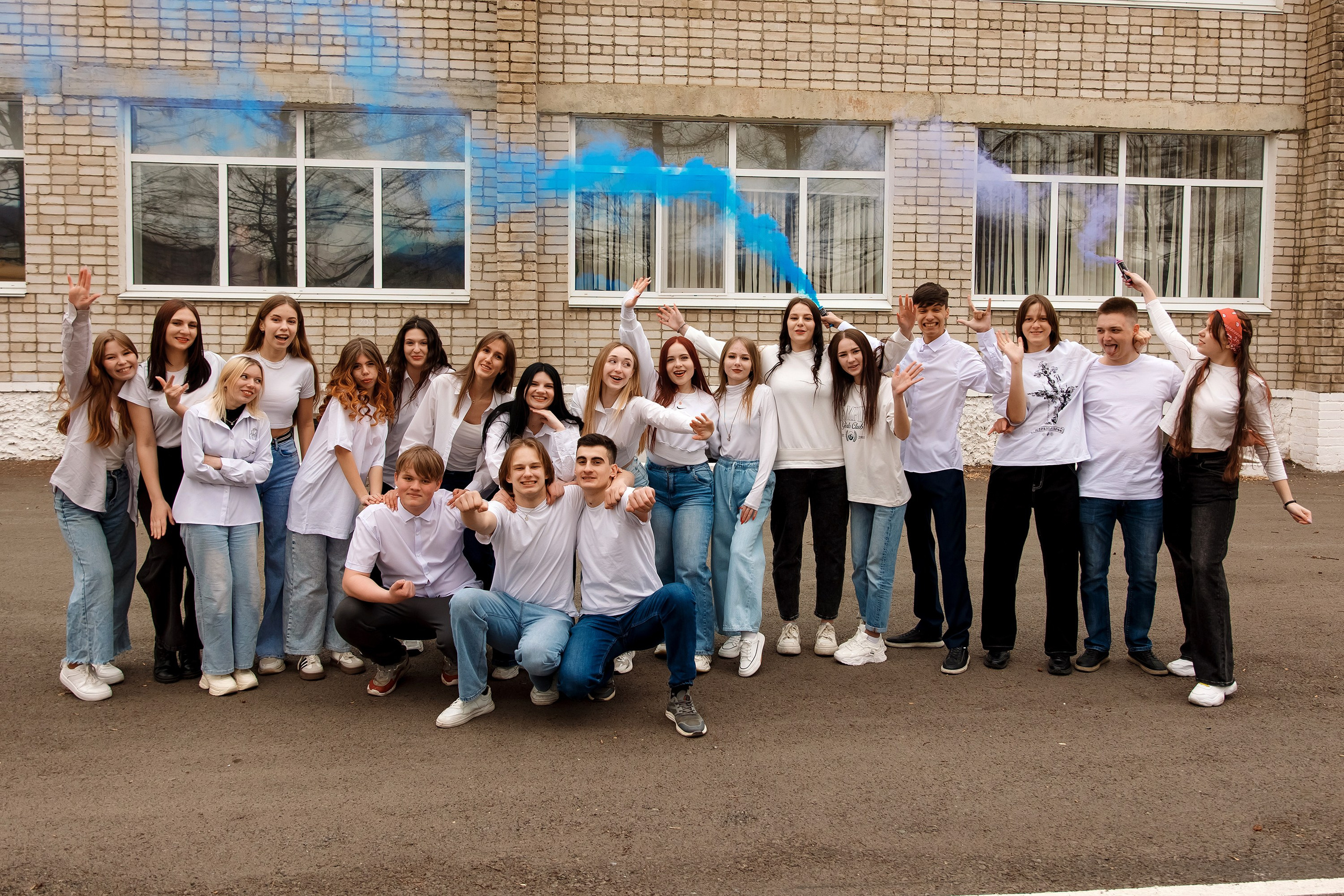 11 класс с. Барабаш. Фотограф Любовь Корниенко, Примоский край