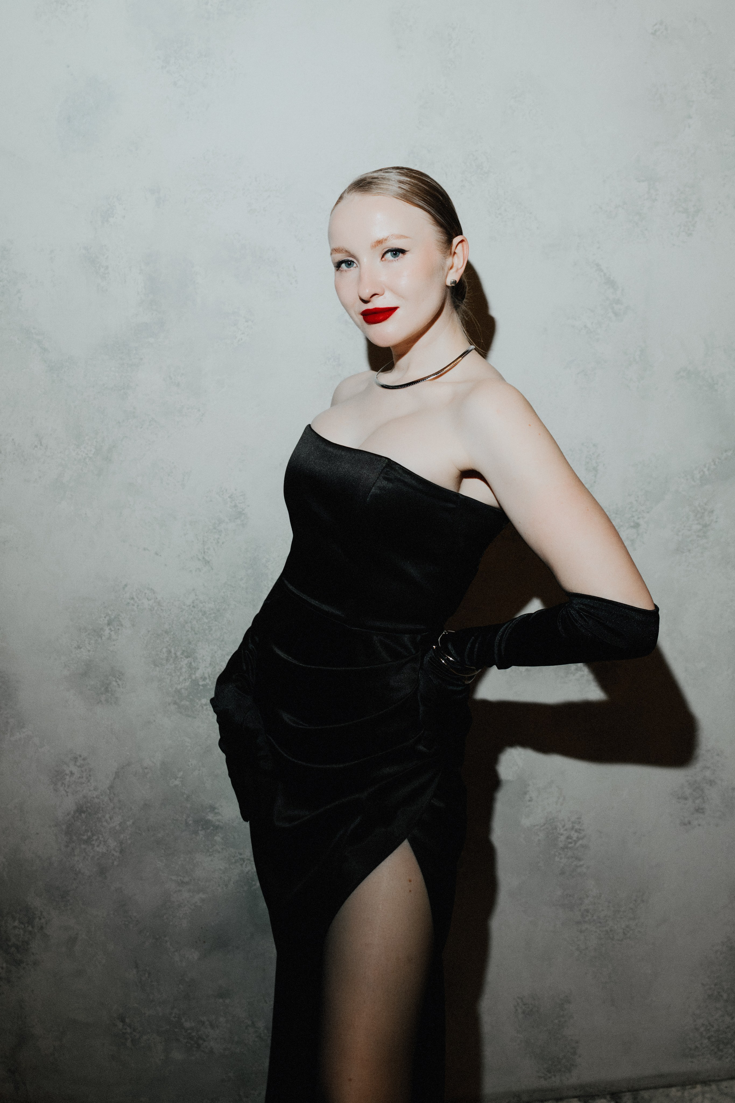 8 марта (воскресенье). BENUAR Restaurant