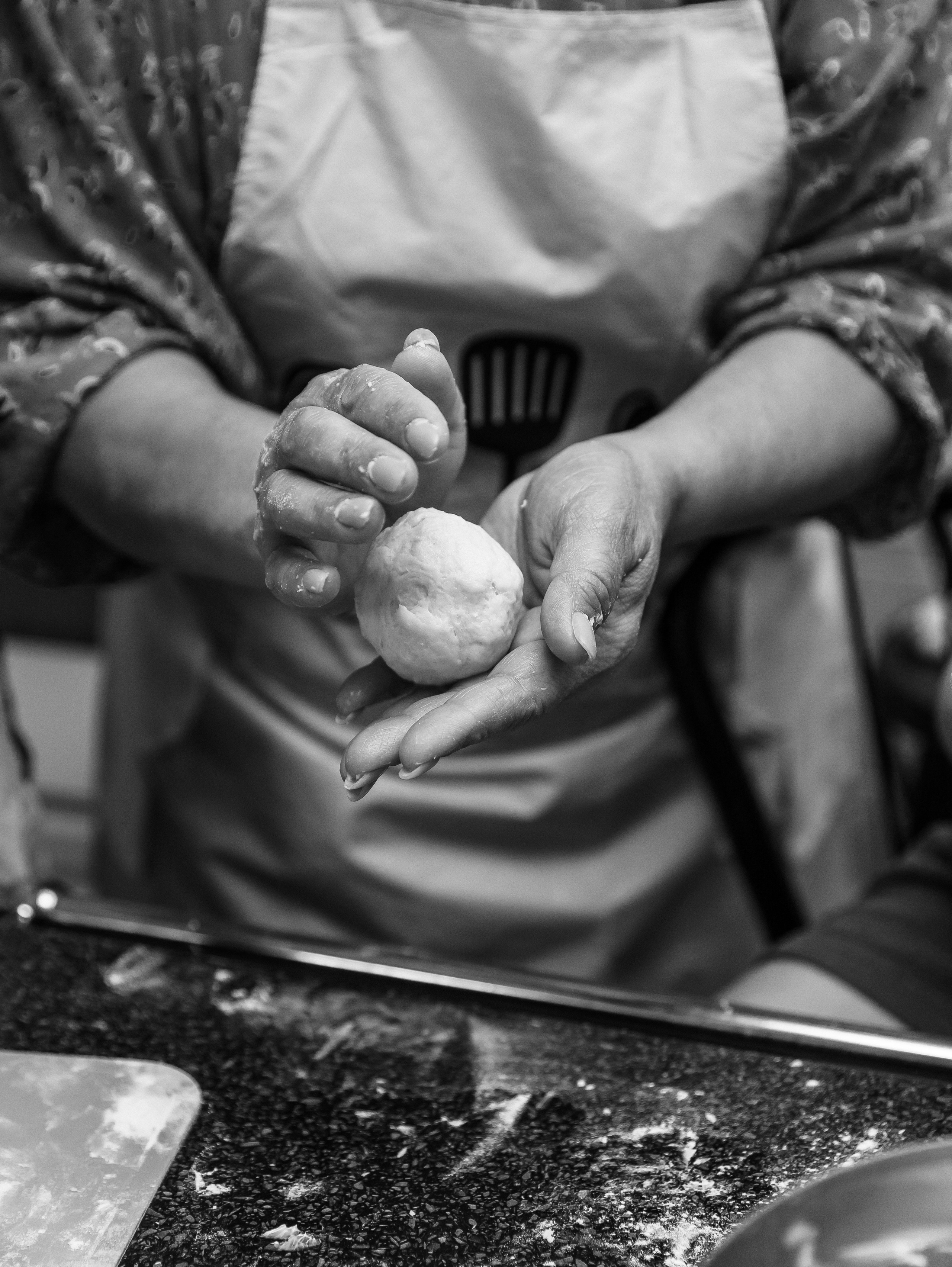 Бабушка и внуки пекут. Фотограф текстиля в Москве Ольга Иванова