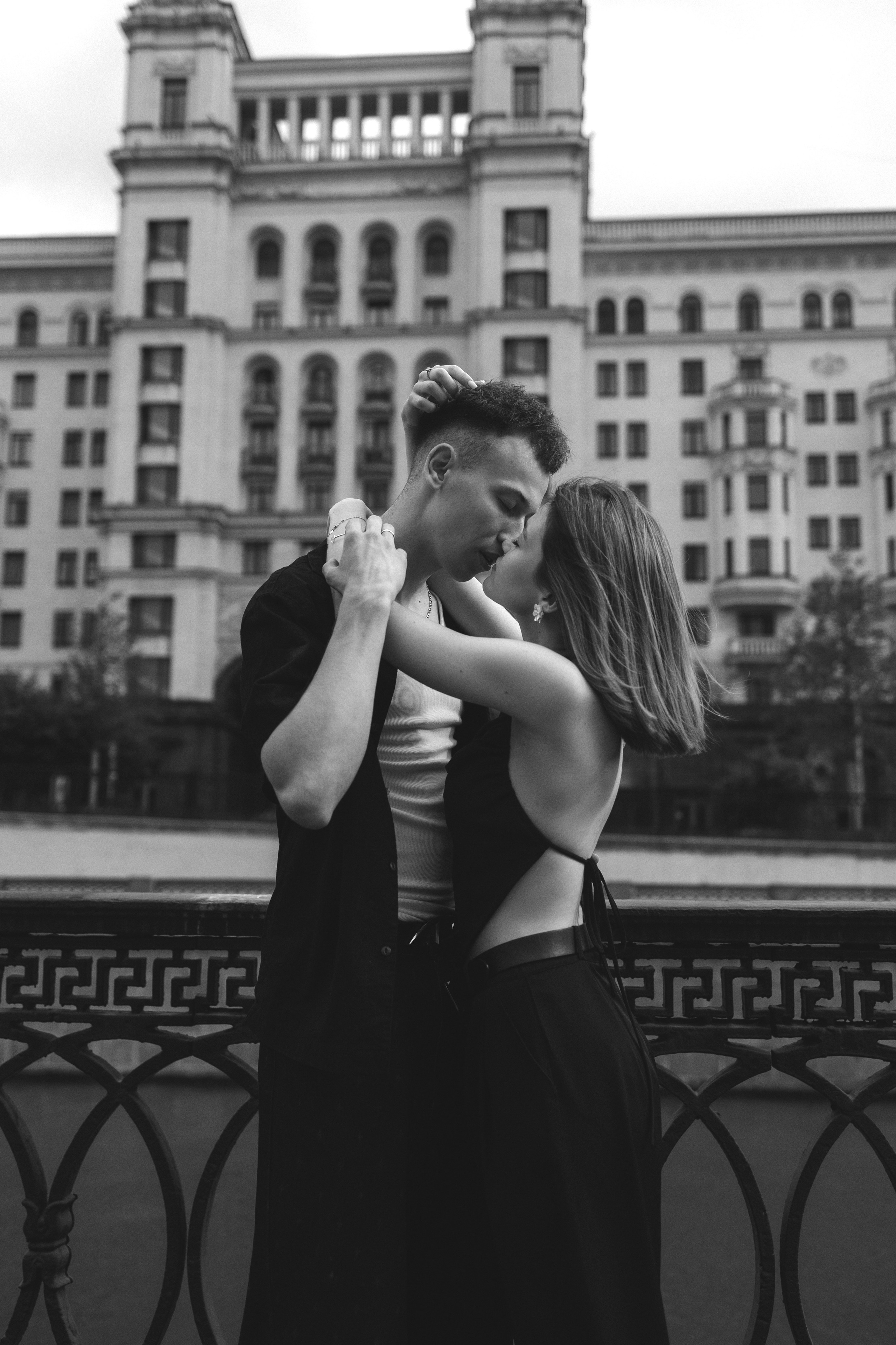 Любить тебя, отчаянно как по телику. Свадебный и портретный фотограф в Москве Анастасия Тихомирова