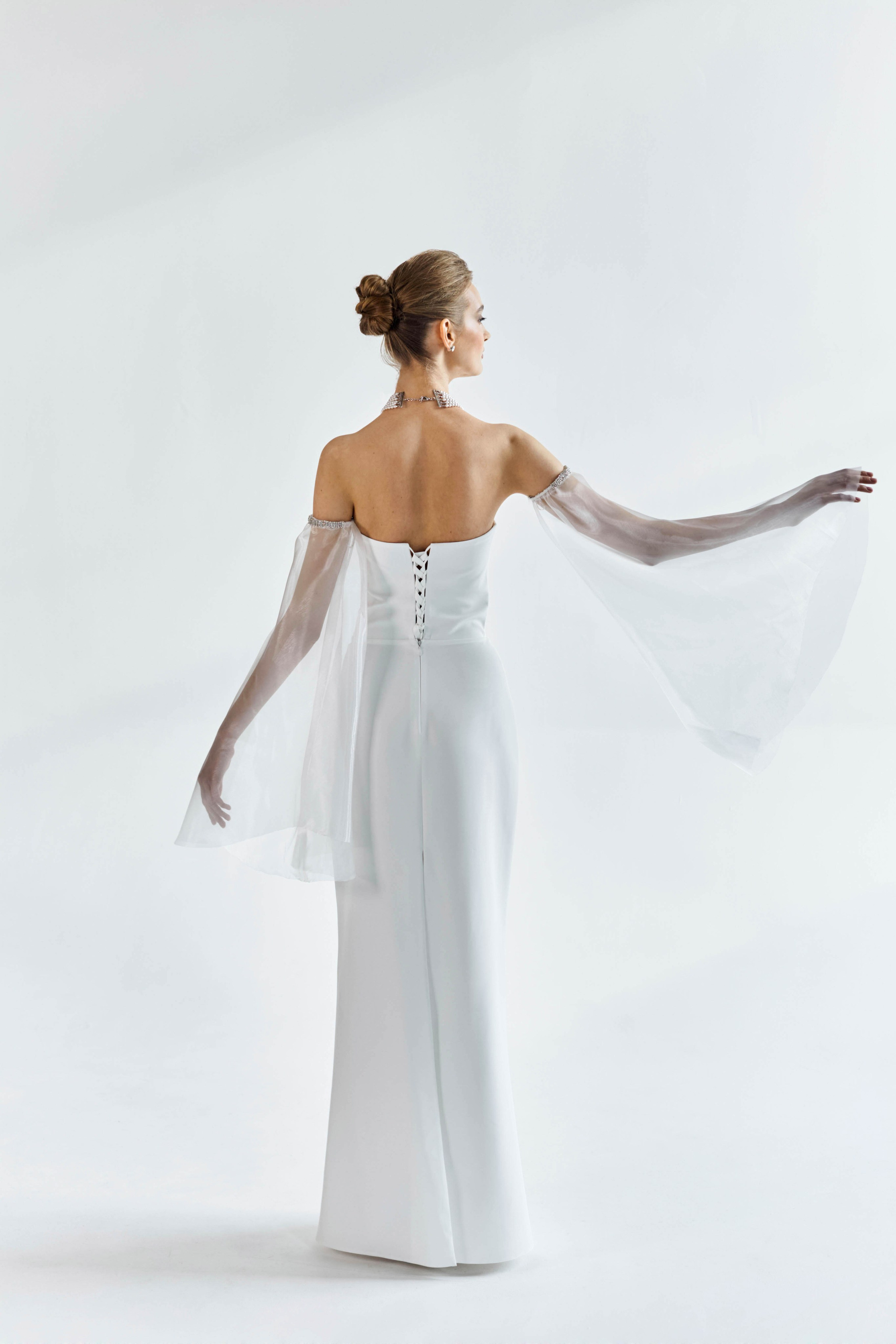 Сара. Свадебный салон-ателье Бонжур в Минске Bonjour