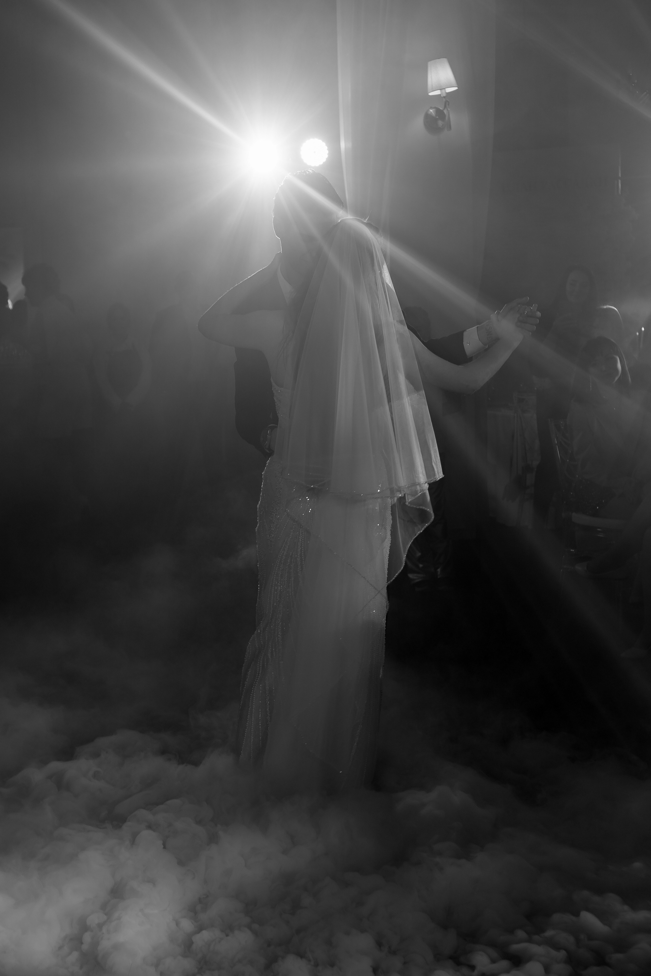 СВАДЕБНАЯ СЬЕМКА СБОРОВ В ОТЕЛЕ И ВЫЕЗД НА ЦЕРЕМОНИЮ (СНЯТО В СИБИРЕ В НИЖНЕВАРТОВСКЕ). Профессиональный фотограф, Санкт-Петербург — Виктория Богомолова