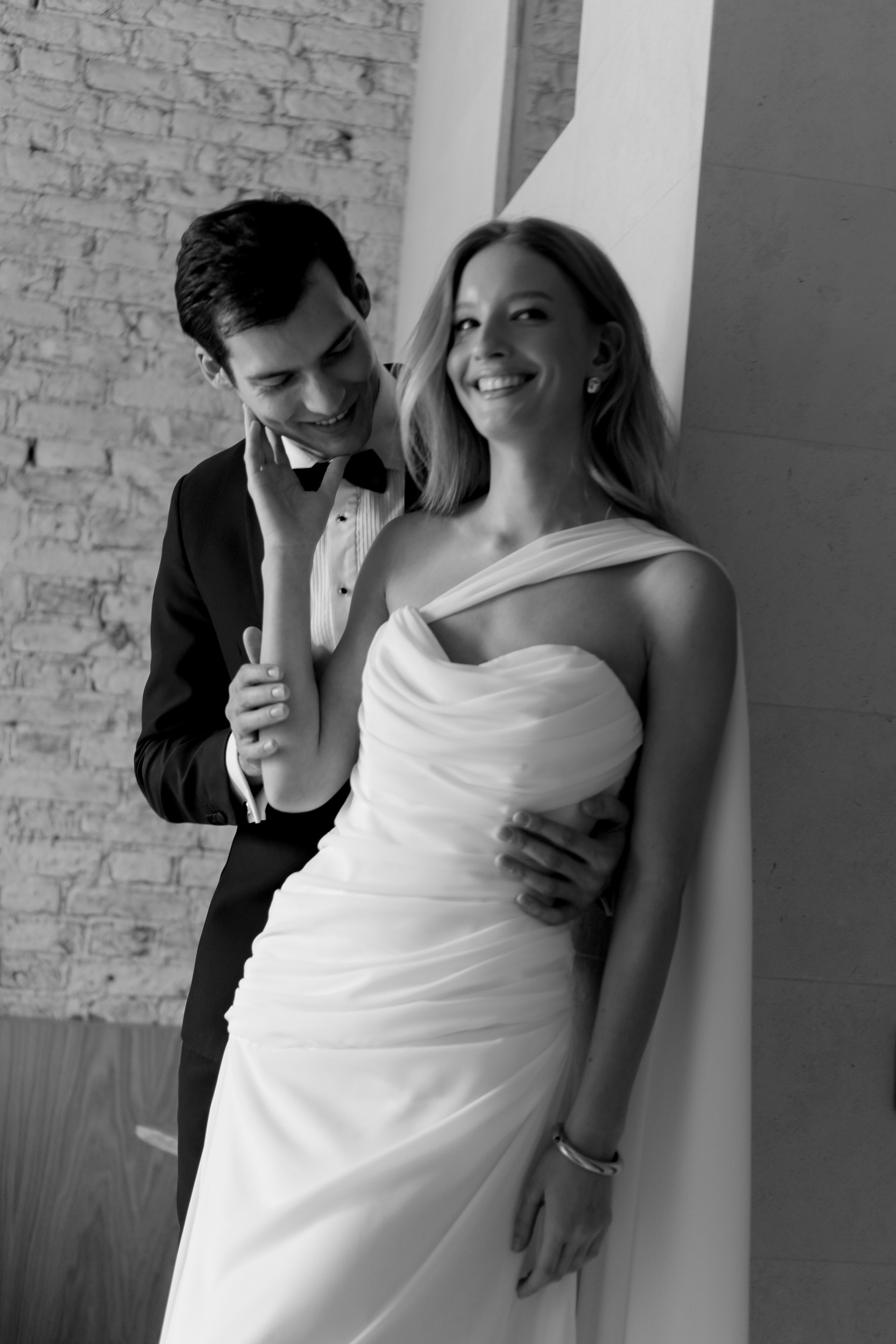 ЭЛЕГАНТНАЯ СВАДБЕНАЯ СЬЕМКА ЖЕНИХА И НЕВЕСТЫ В ДОРОГОМ ОТЕЛЕ САНКТ-ПЕТЕРБУРГА. Профессиональный фотограф, Санкт-Петербург — Виктория Богомолова