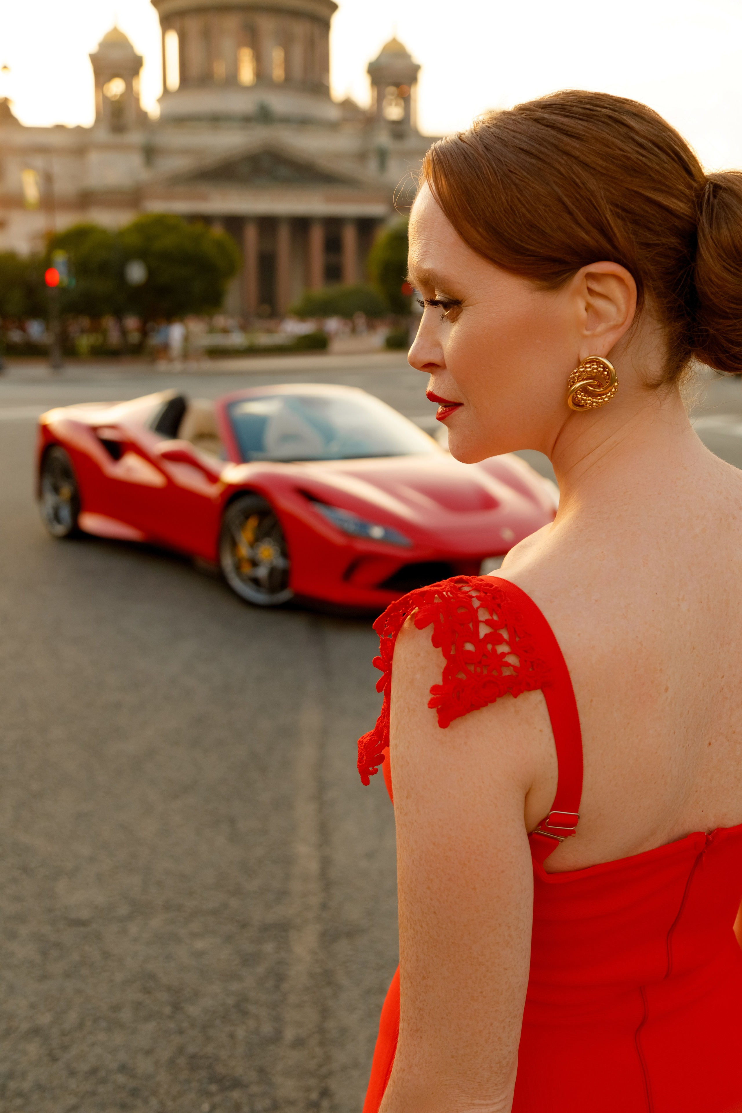 Фотосессия с феррари. Светский фотограф Санкт-Петербург и ЛО