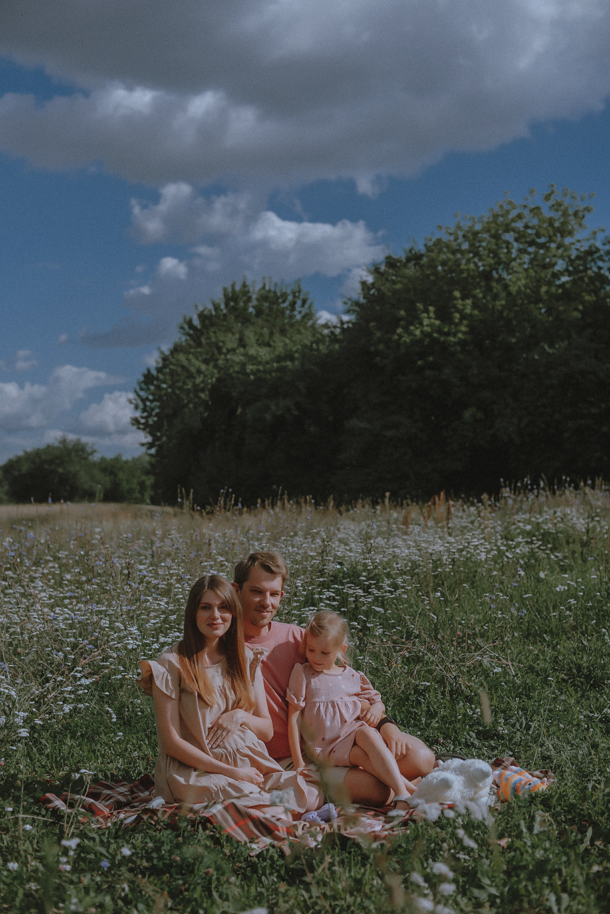 1+1=4. Свадебный и семейный фотограф в Москве Сажина Кристина КиМ. Свадебный оператор в Москве Сажин Максим