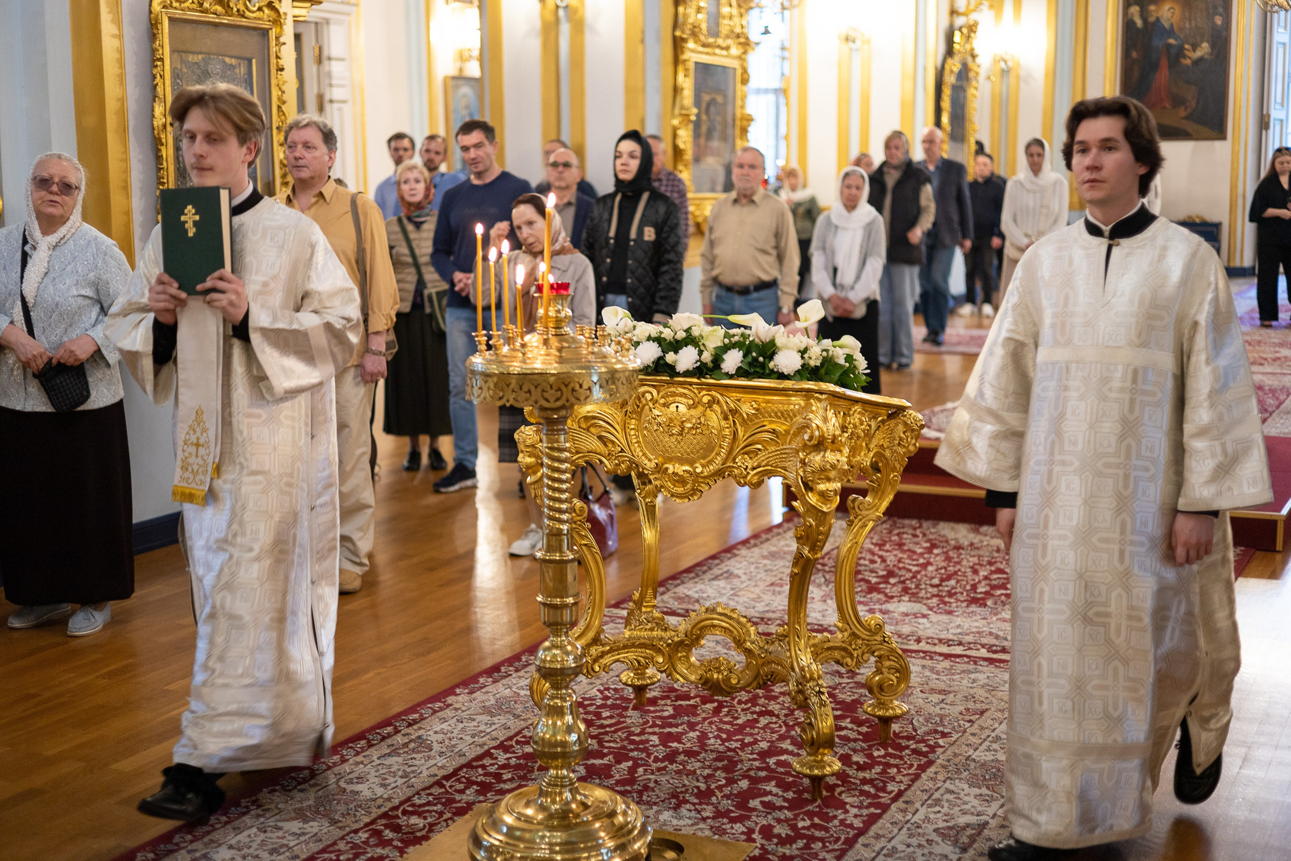 ВСЕНОЩНОЕ БДЕНИЕ В КАНУН ПРАЗДНИКА ВОЗНЕСЕНИЯ ГОСПОДНЯ. НИКОЛО-БОГОЯВЛЕНСКИЙ МОРСКОЙ СОБОР