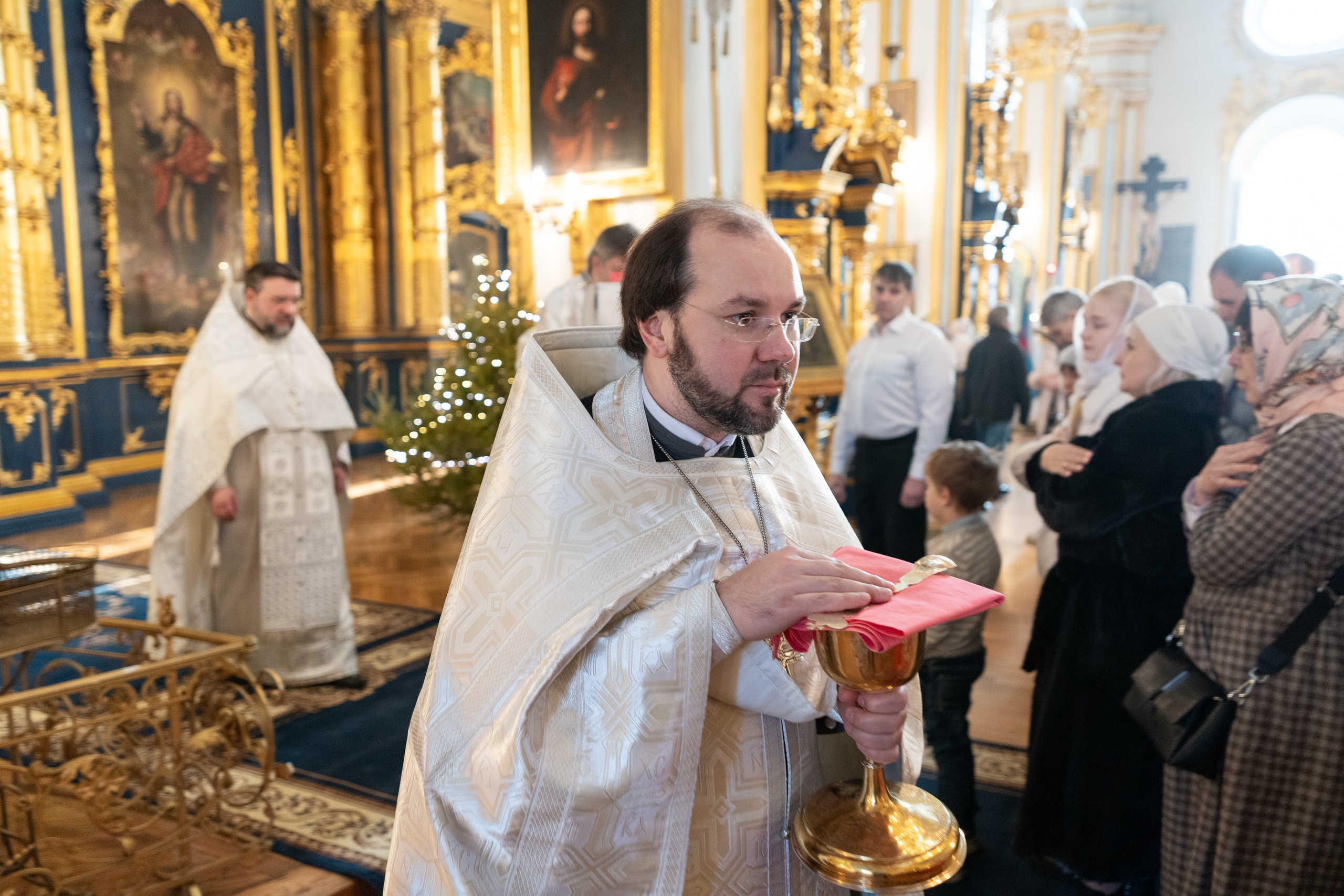Неделя 33-я по Пятидесятнице, по Богоявлении. Попразднство Богоявления. Мученицы Татианы Римской. НИКОЛО-БОГОЯВЛЕНСКИЙ МОРСКОЙ СОБОР