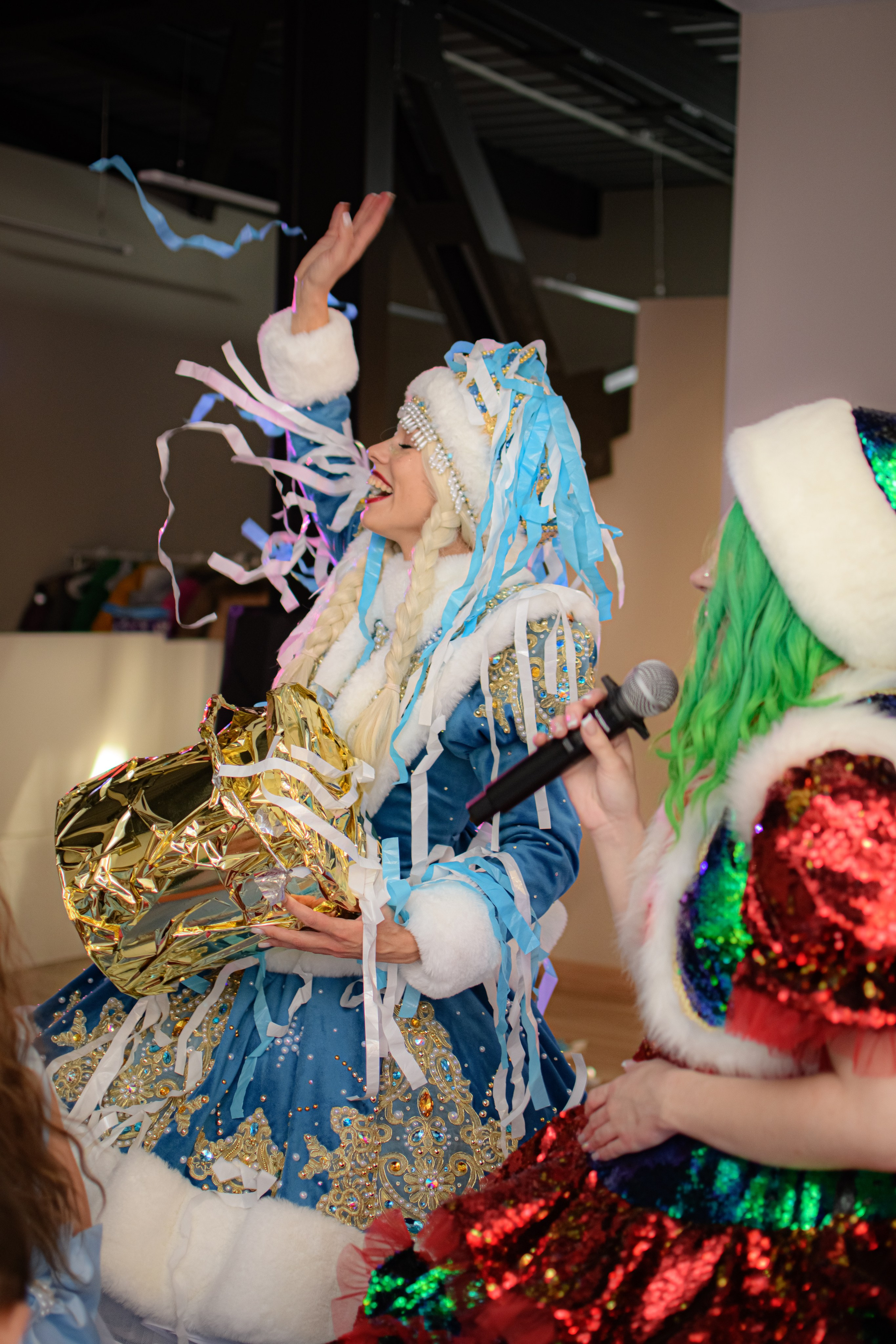 HAPPY NEW YEAR. Photokarish