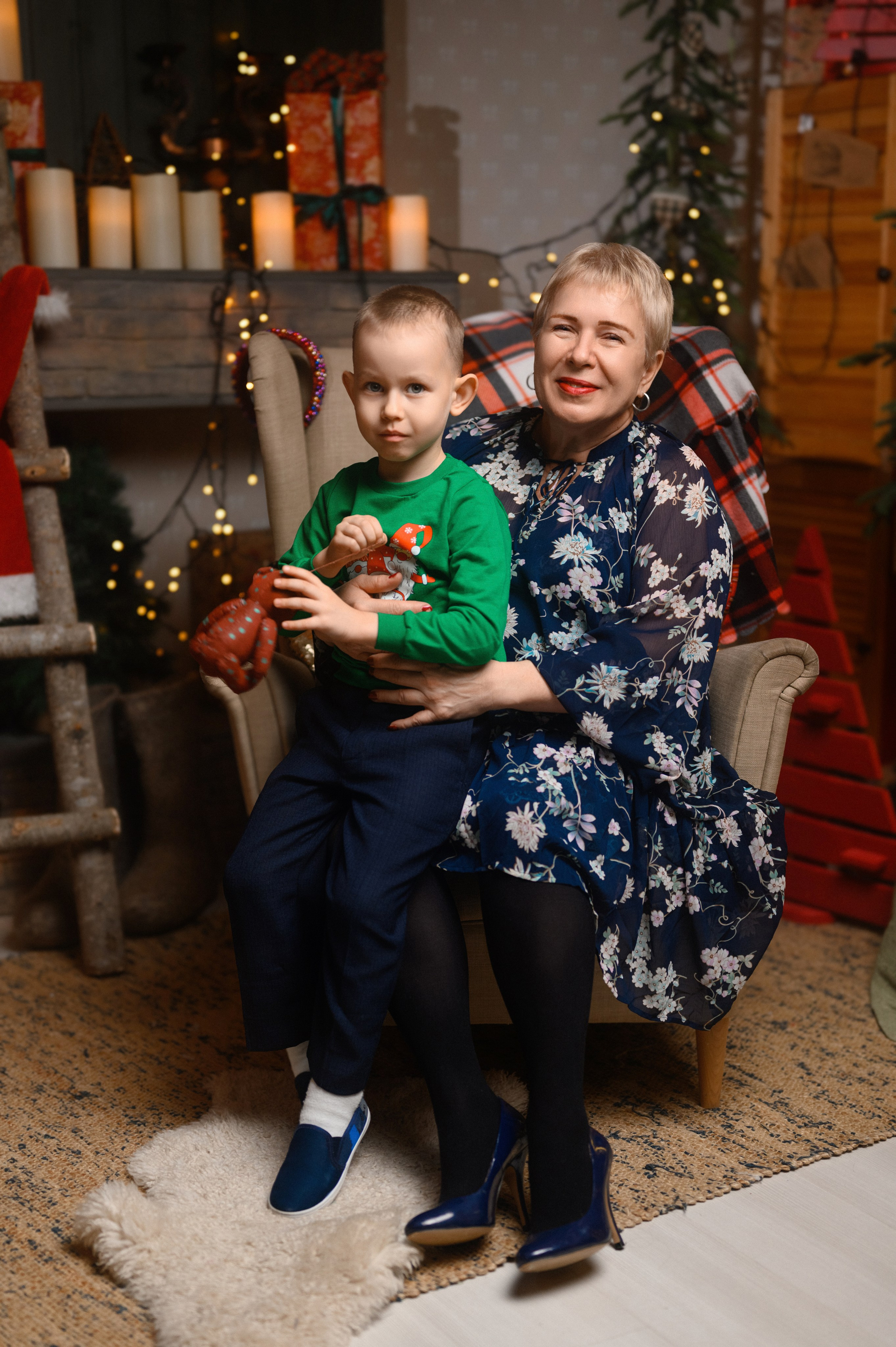 Мирон с мамой и бабушкой. Школьный и свадебный фотограф в Сыктывкаре Никита Козлов