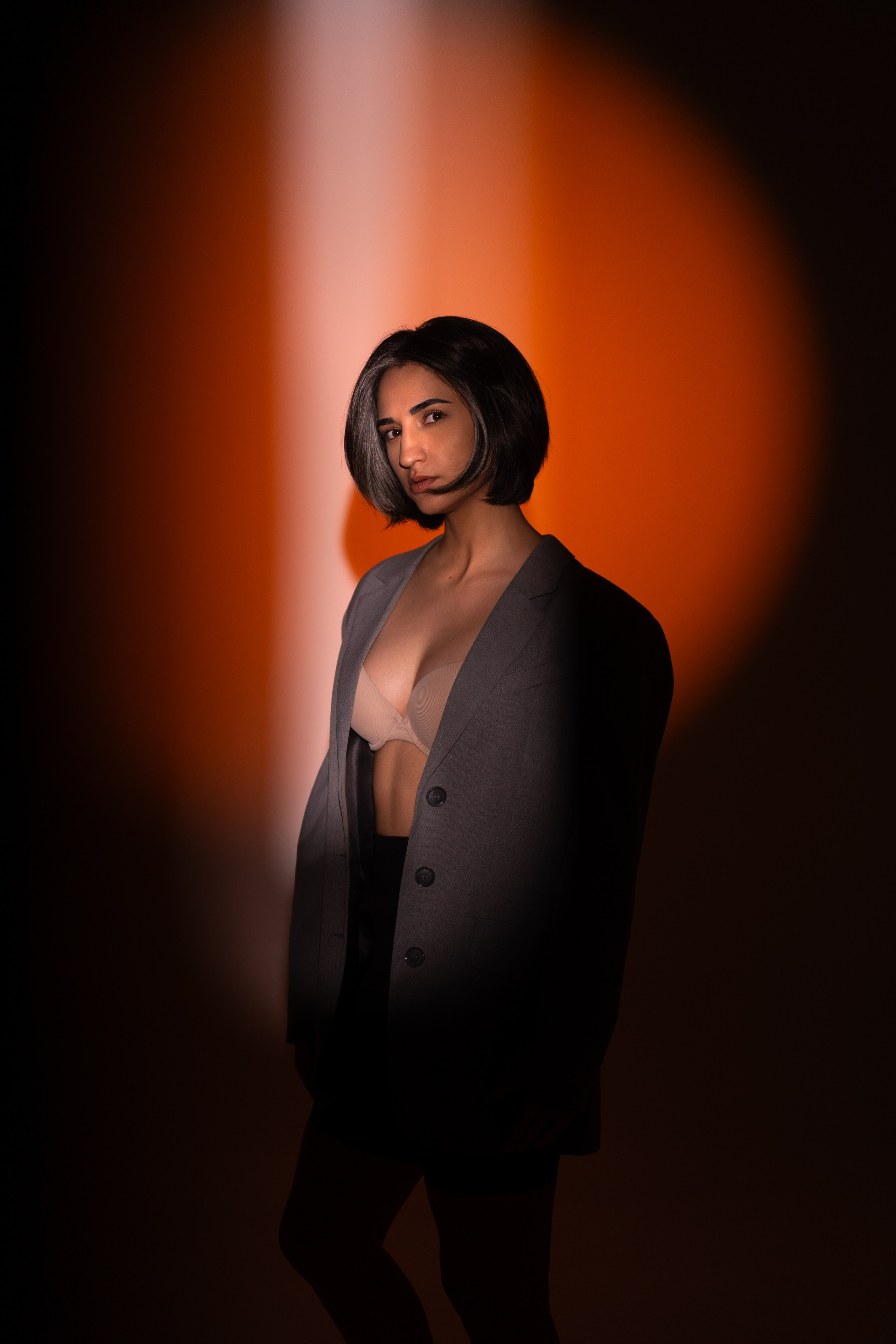 Камила. Иван Зайцев (IZIART) — создание культурного кода через фото и видео