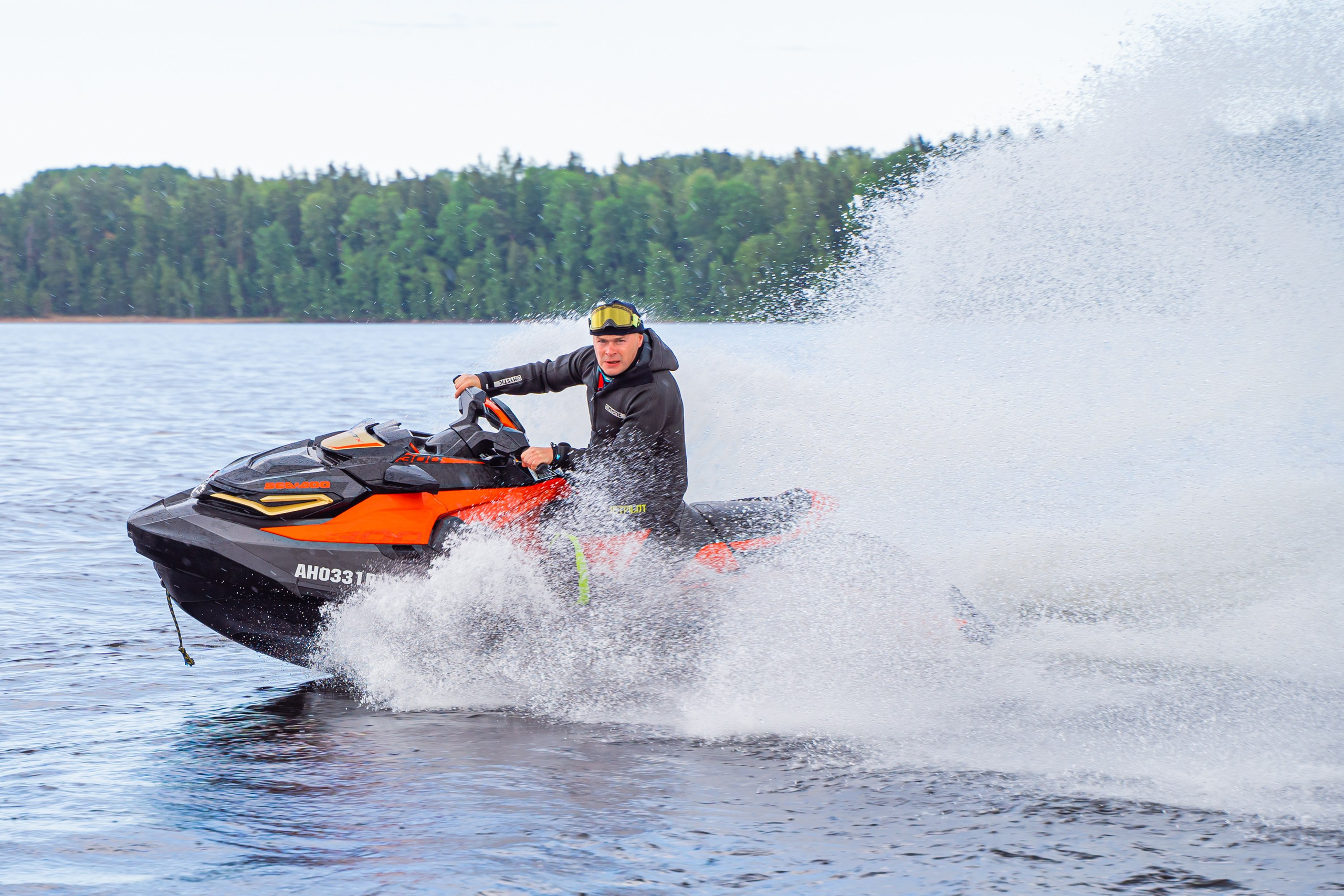 Гидровыезд в Коневский мужской монастырь. Свадебный, семейный, портретный, репортажный фотограф в Санкт-Петербурге