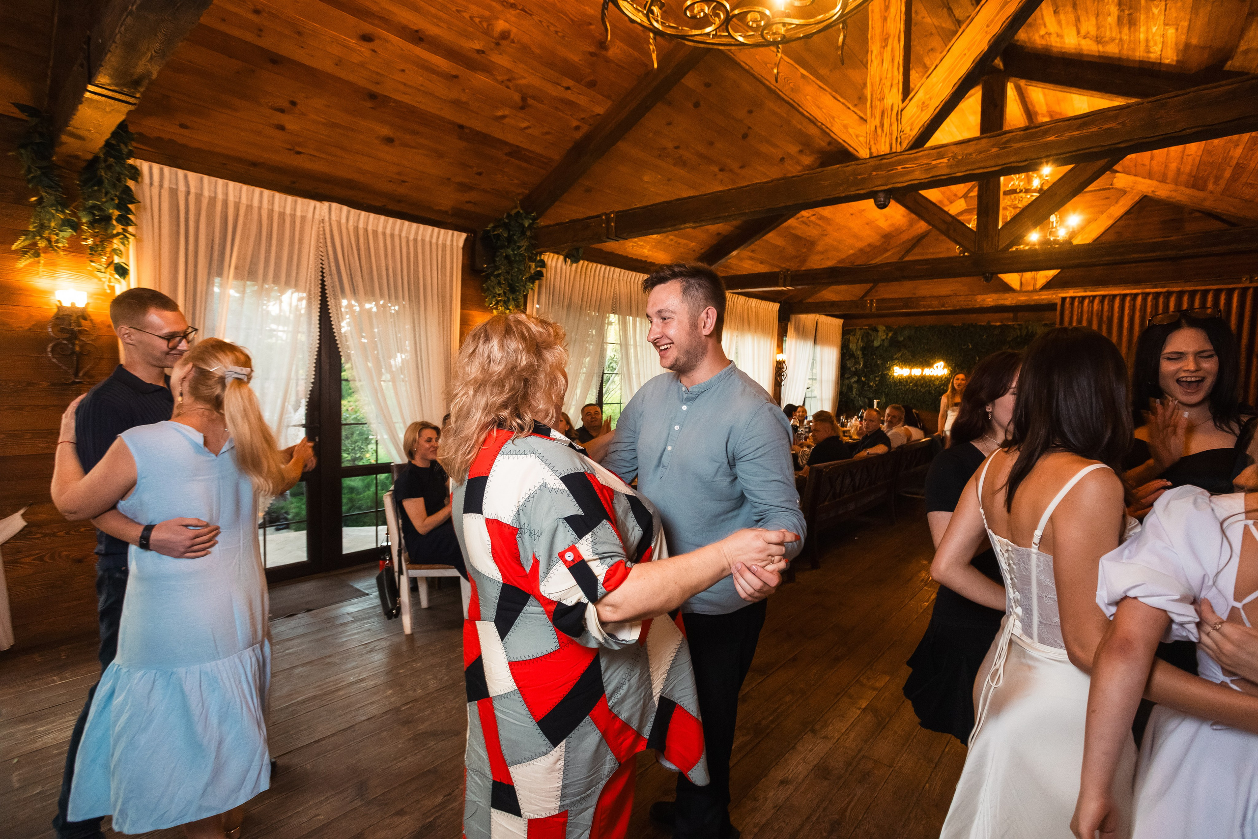 ВЫПУСКНОЙ 26 ИЮНЯ. Репортажный фотограф Анапа