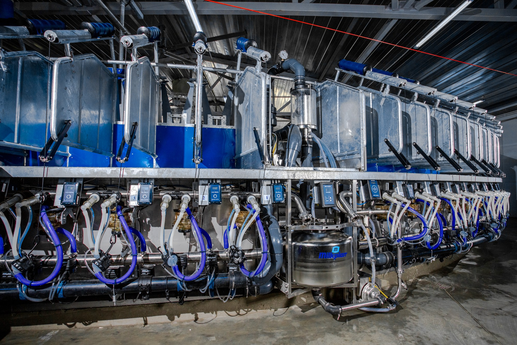 Съёмка для фирмы «Биотон». Репортажный, промышленный и маркетплейс-фотограф Дмитрий Чернат