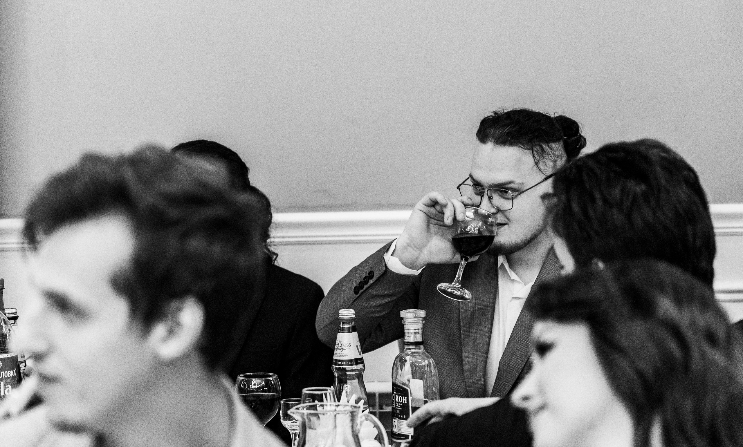 Свадебная фотосессия свадебный фотограф Татьяна Марсуверских свадебная фотопрогулка Москва Жуковский. Фотограф для маркетплейсов, фотоуслуги в Жуковском Татьяна Марсуверских