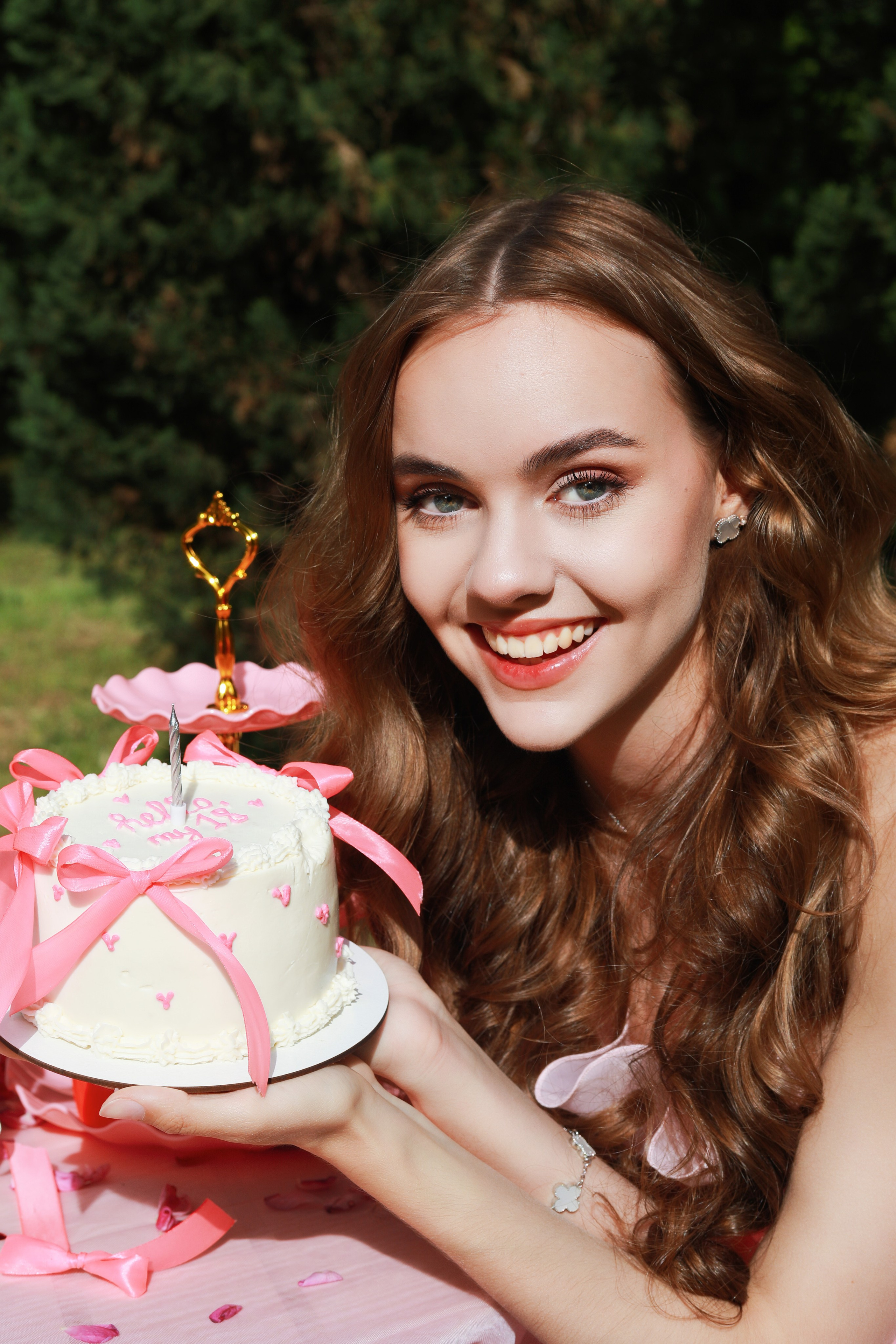 Студийная съемка к дню рождения любого возраста. Фотограф г. Москва