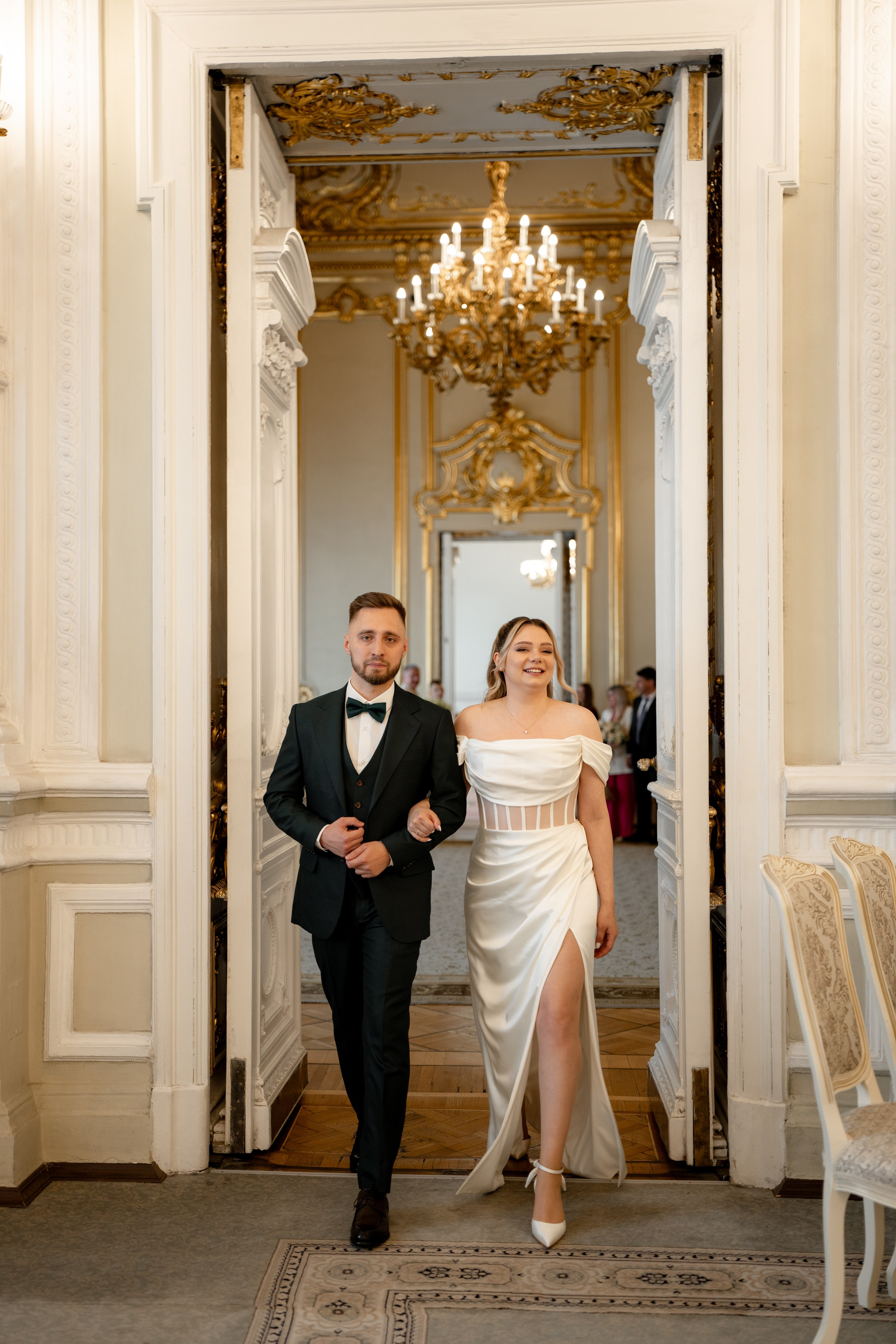 Свадебная фотосессия в отеле Хилтон. Свадебный фотограф Александр Невский в Санкт-Петербурге