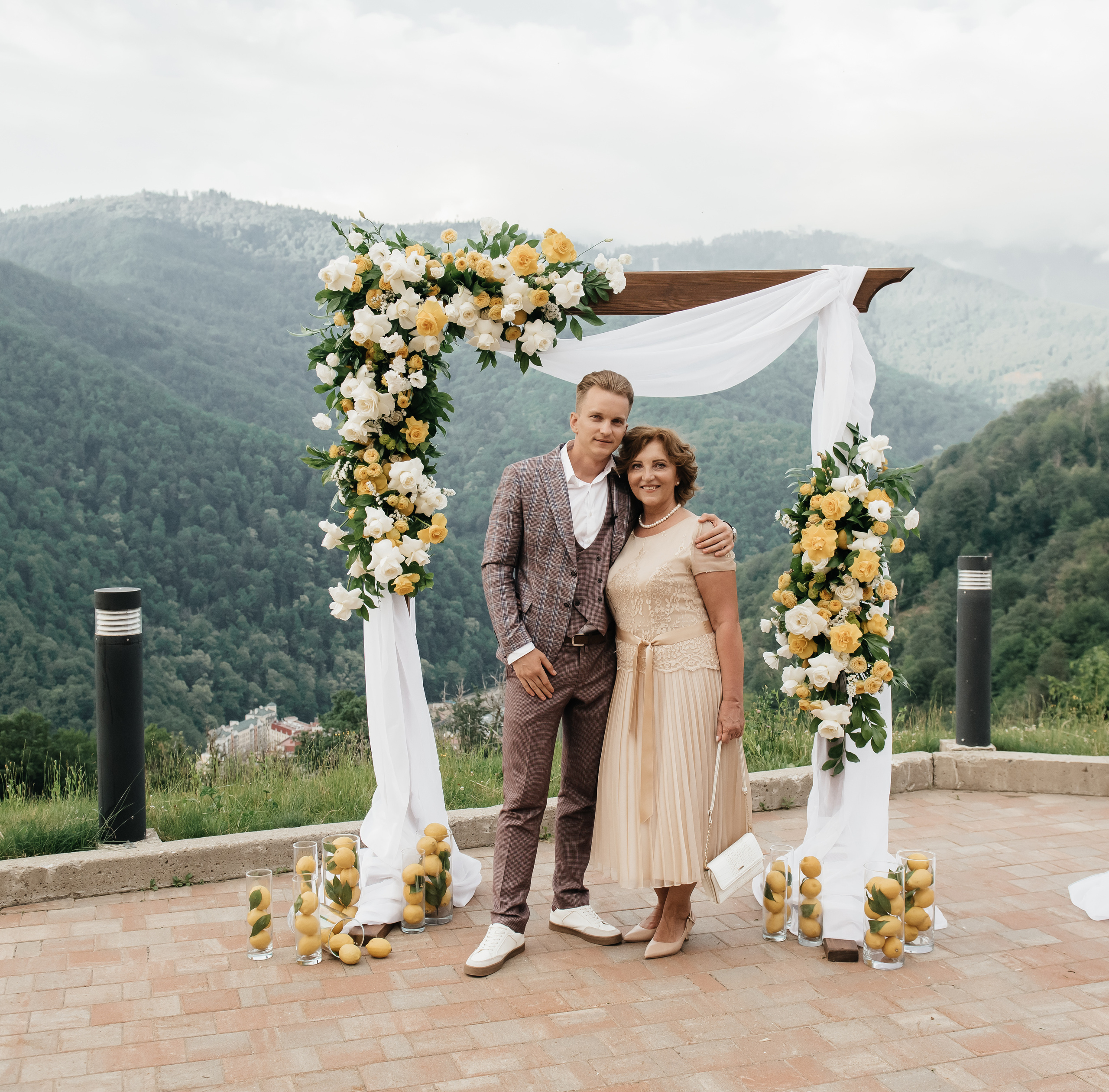 Свадьба в горах в Sky park отель. Фотограф Сочи Евгений Соколов