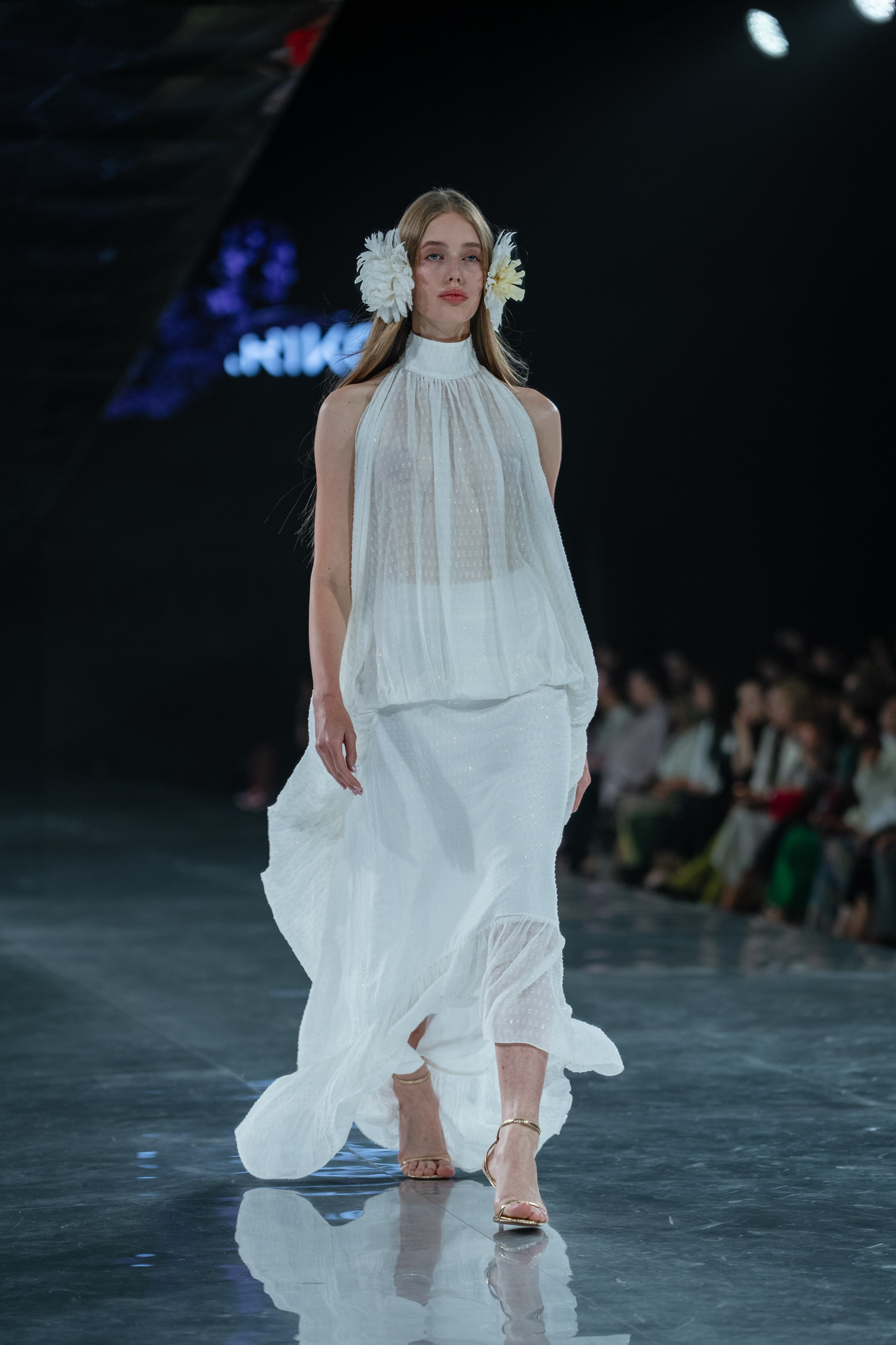 Visa Fashion Week Pre-Fall Mariko. Сайт Алматинского НЮ АРТ, будуар и фэшн фотографа Дениса Карпенко